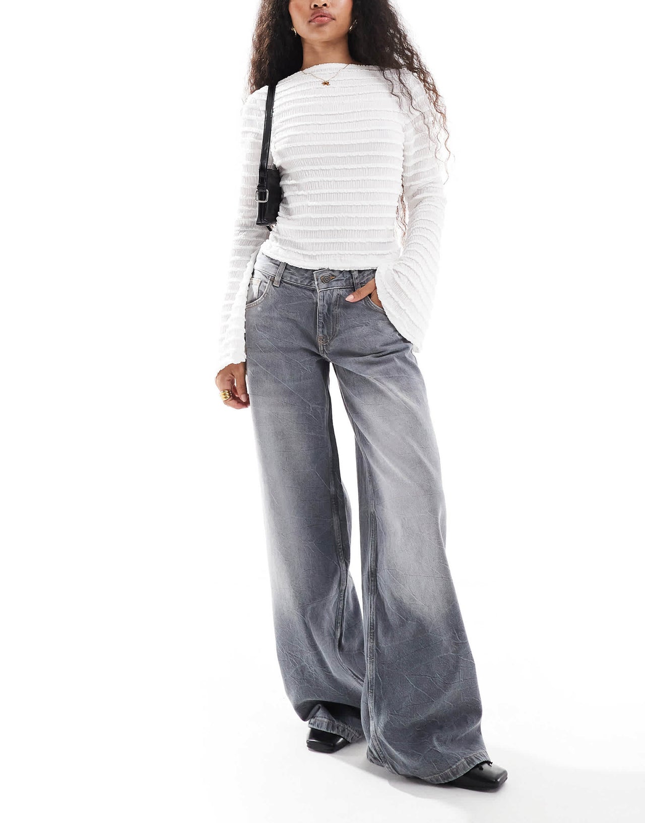 Bershka Petite wide leg baggy jeans in dirty grey wash