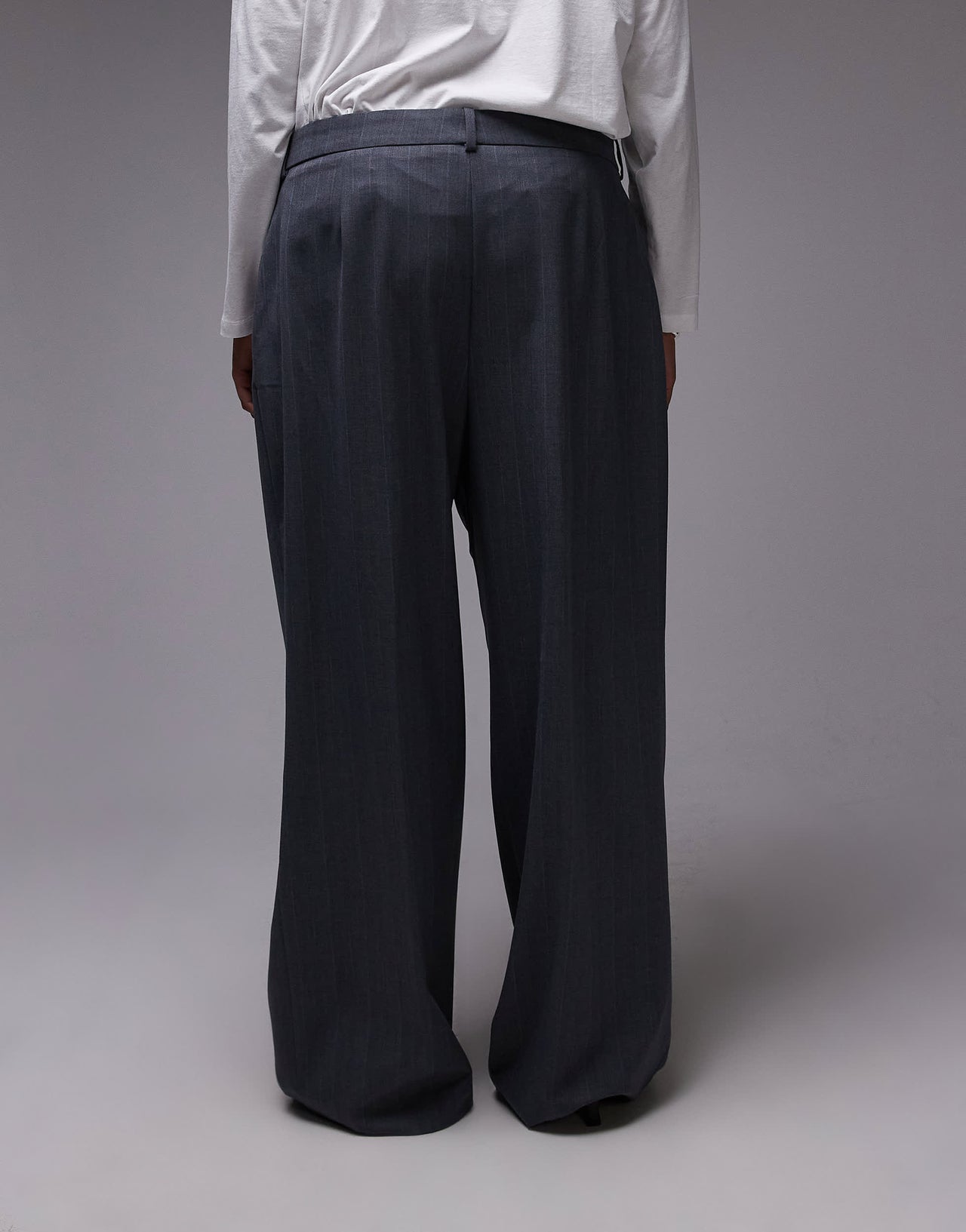 Mango curve pleat front wide leg trouser in grey