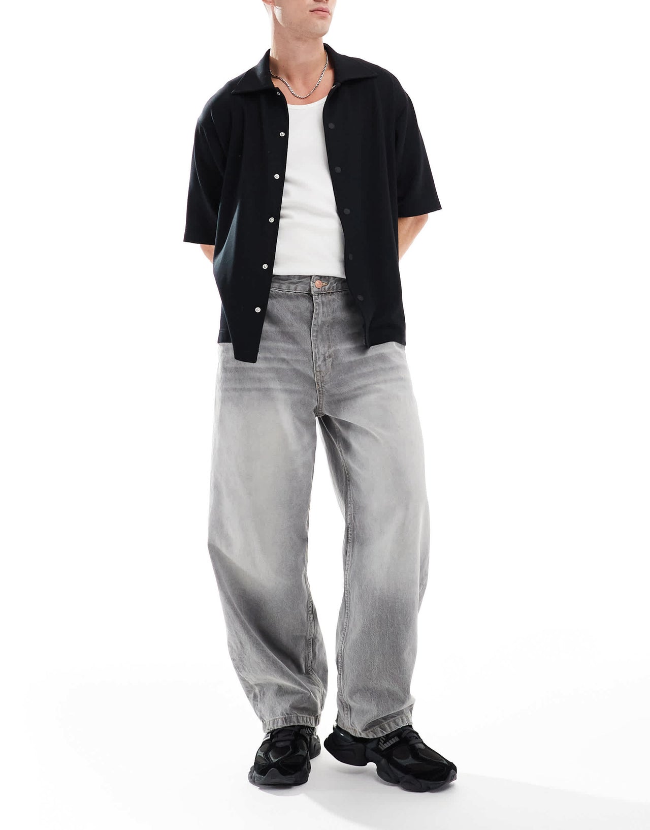 Bershka skater fit jeans in washed grey