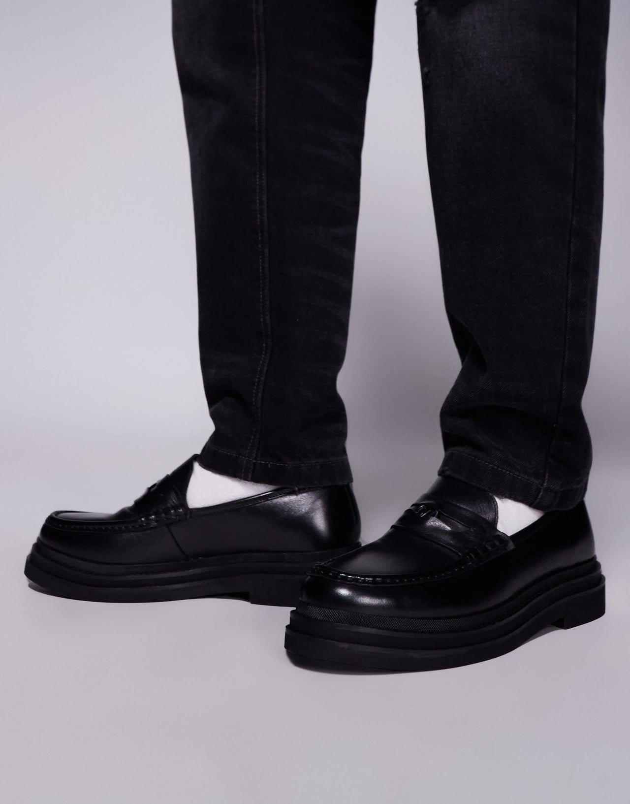 Walk London Brooklyn penny loafer in black leather