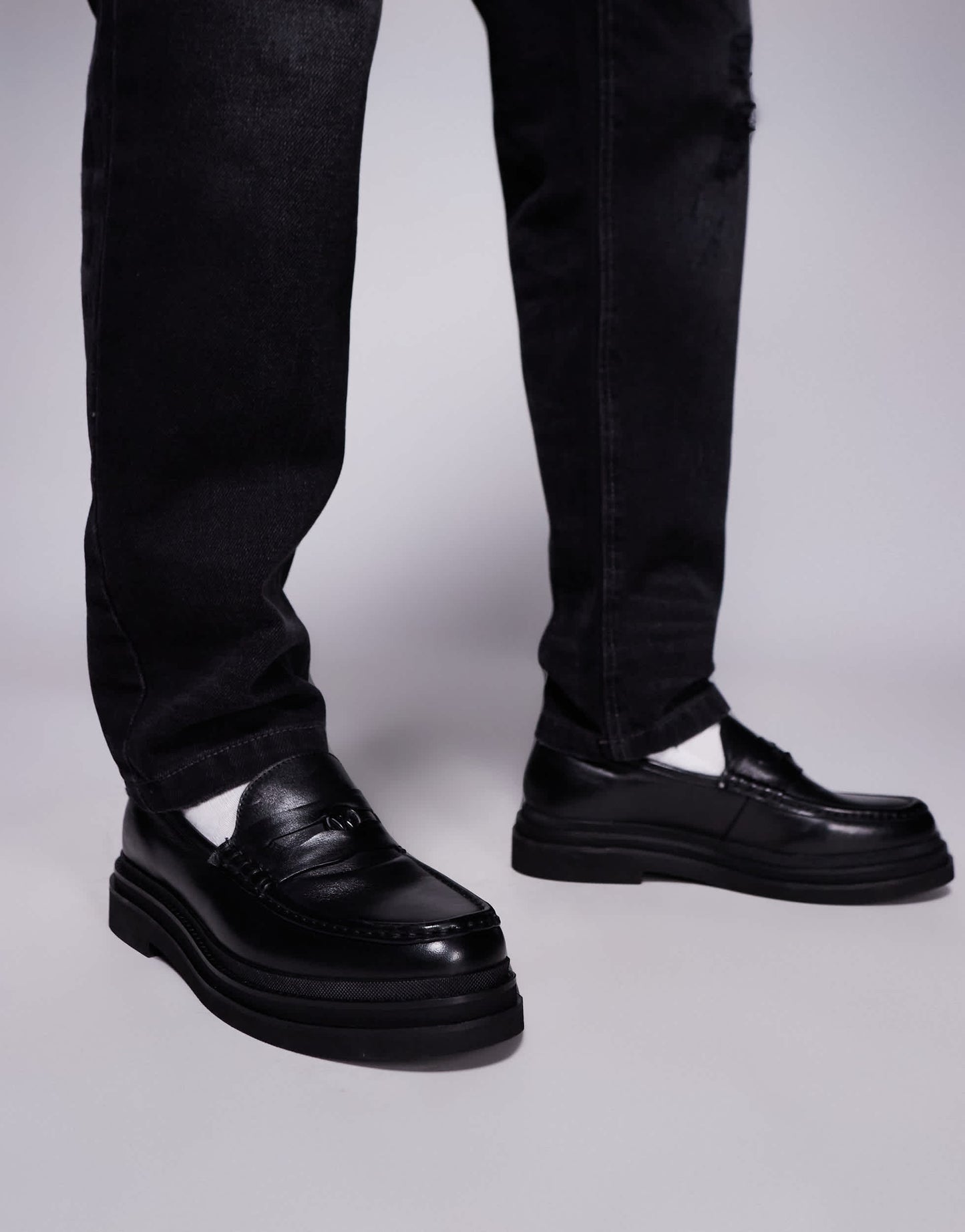 Walk London Brooklyn penny loafer in black leather