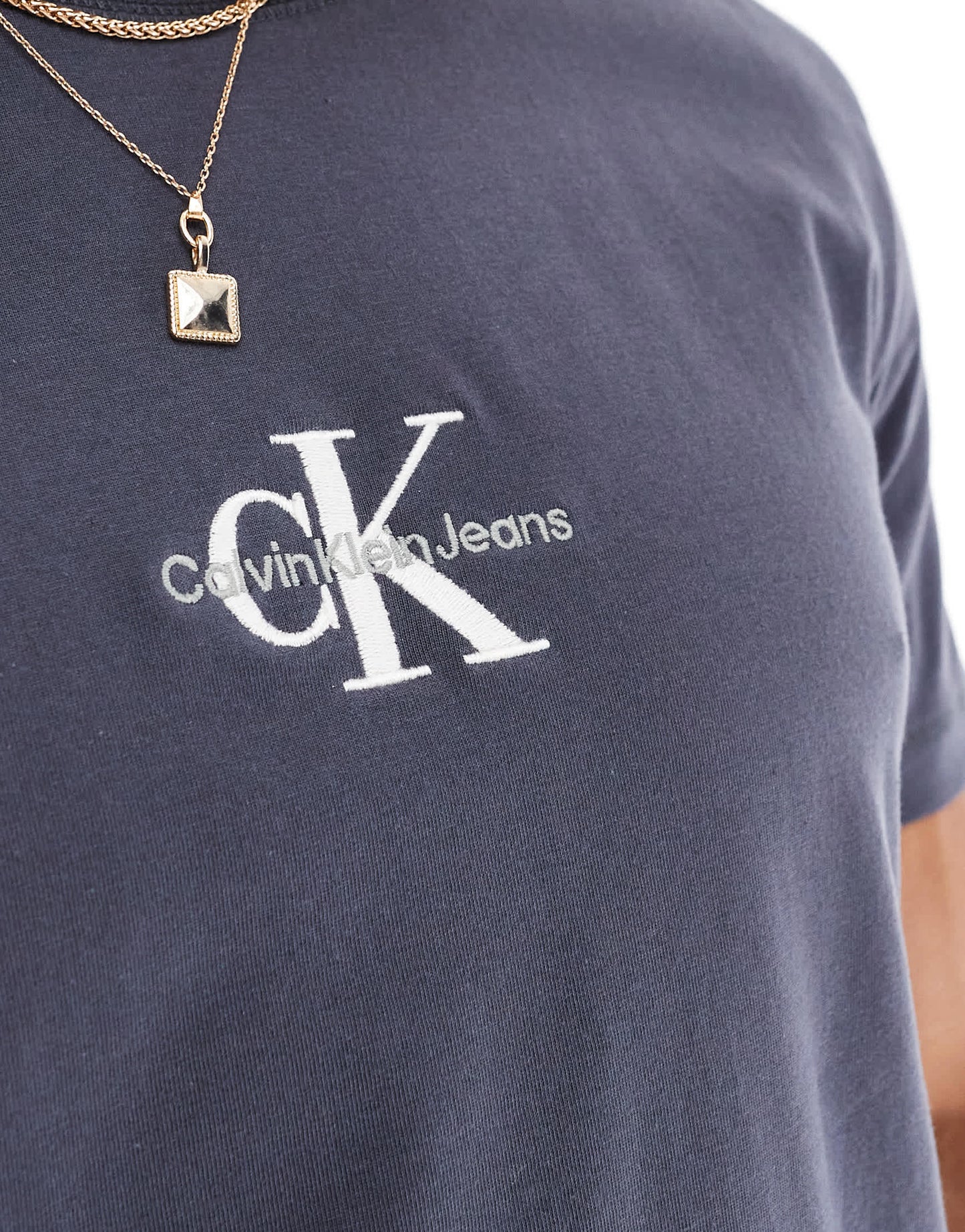 Calvin Klein Jeans monologo t-shirt in ebony