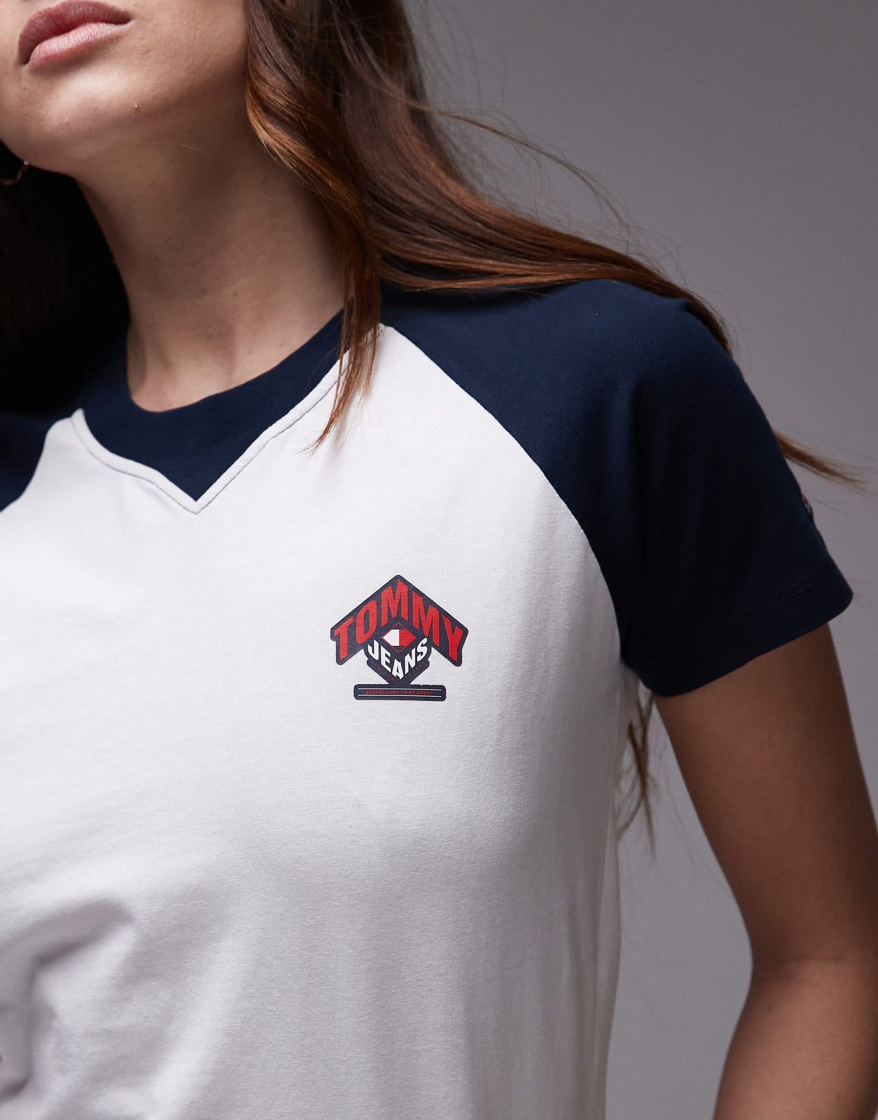 Tommy Jeans raglan t-shirt in white and navy