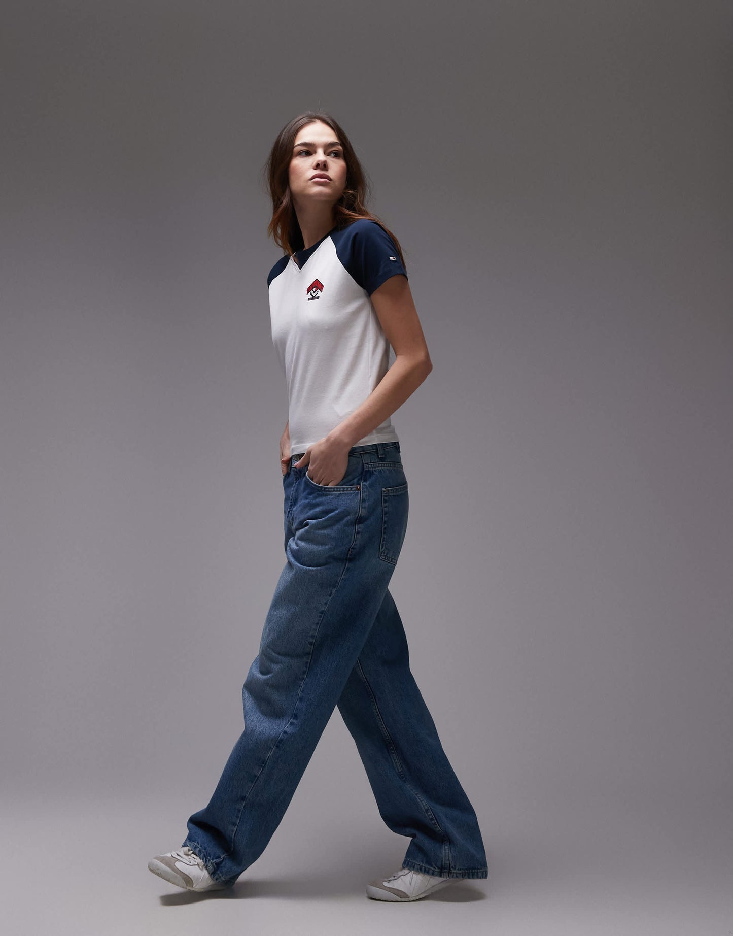 Tommy Jeans raglan t-shirt in white and navy