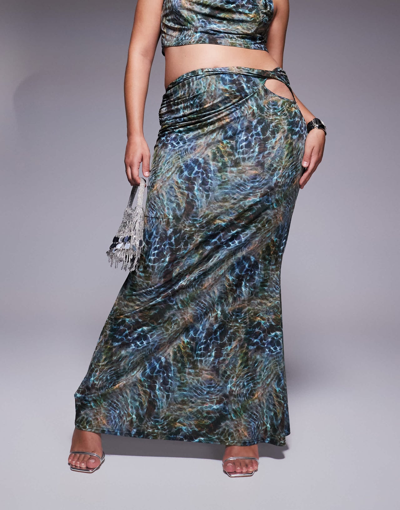 ASOS DESIGN Curve co-ord slinky cut out hip maxi skirt in blue print