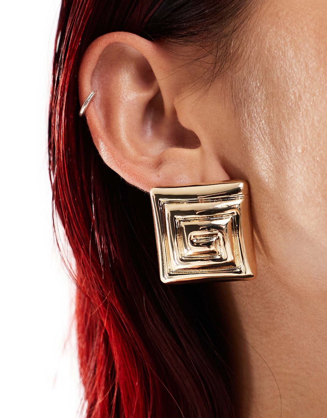 Petit Moments verona statement stud earrings in gold