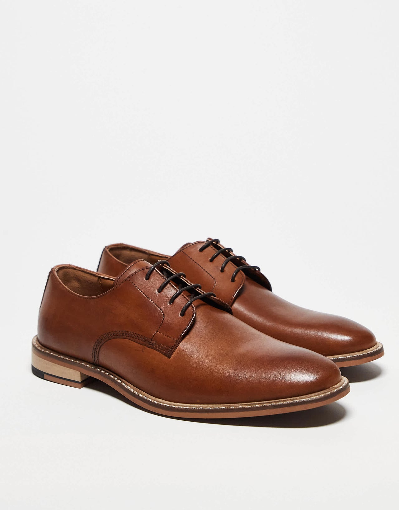 ASOS DESIGN derby lace up shoes in tan leather