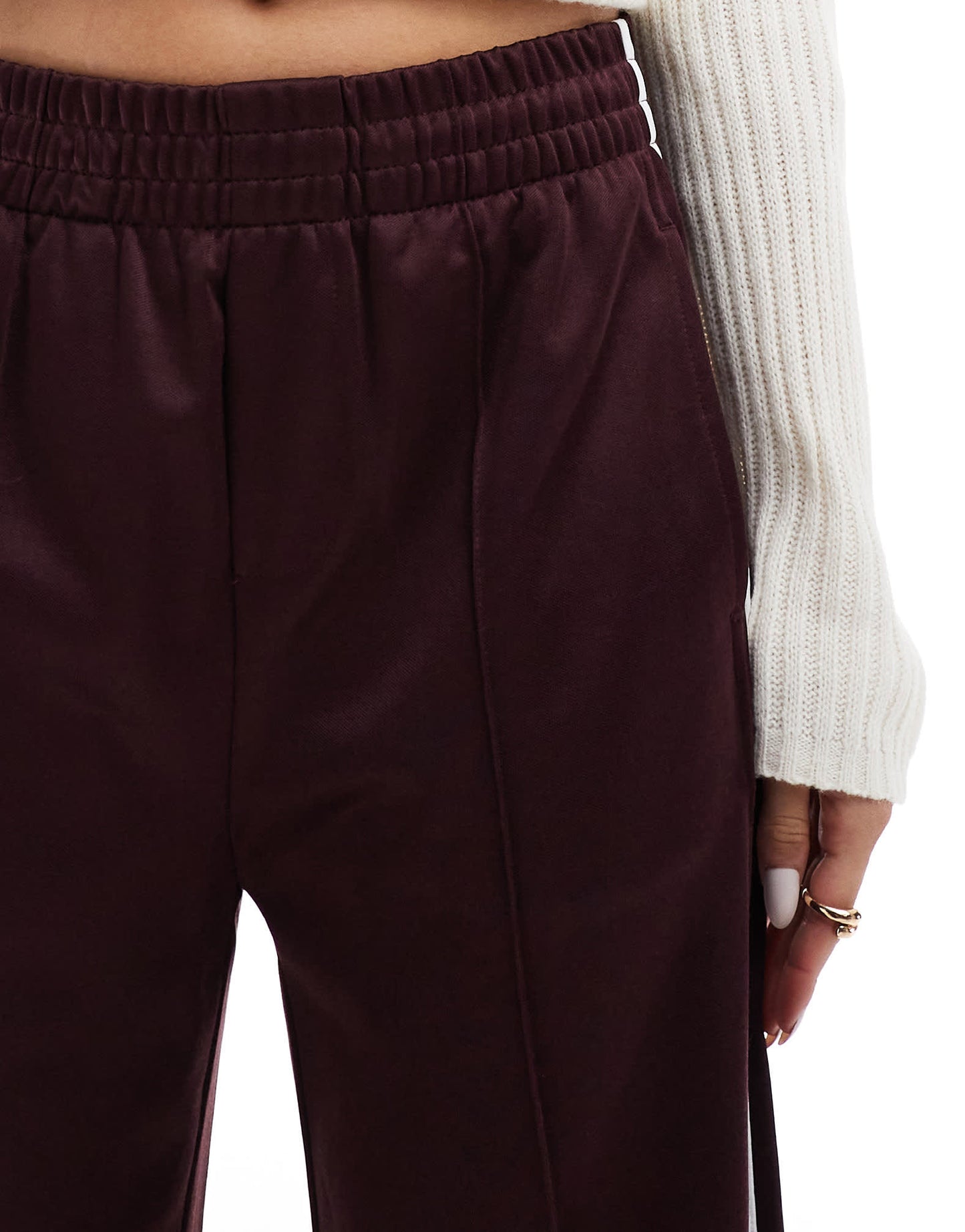 Bershka wide leg piping detail sweatpants in burgundy