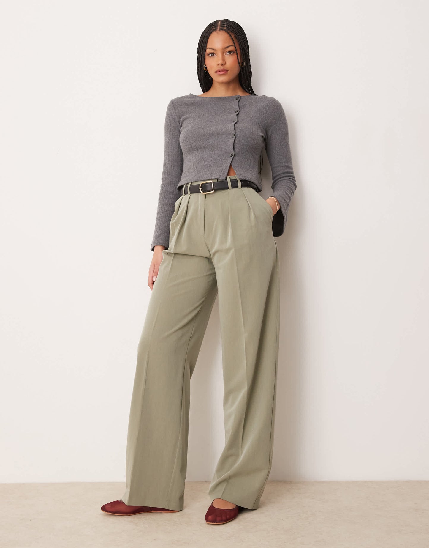 ASOS DESIGN Tall tailored wide leg trousers with pleat detail in pistachio