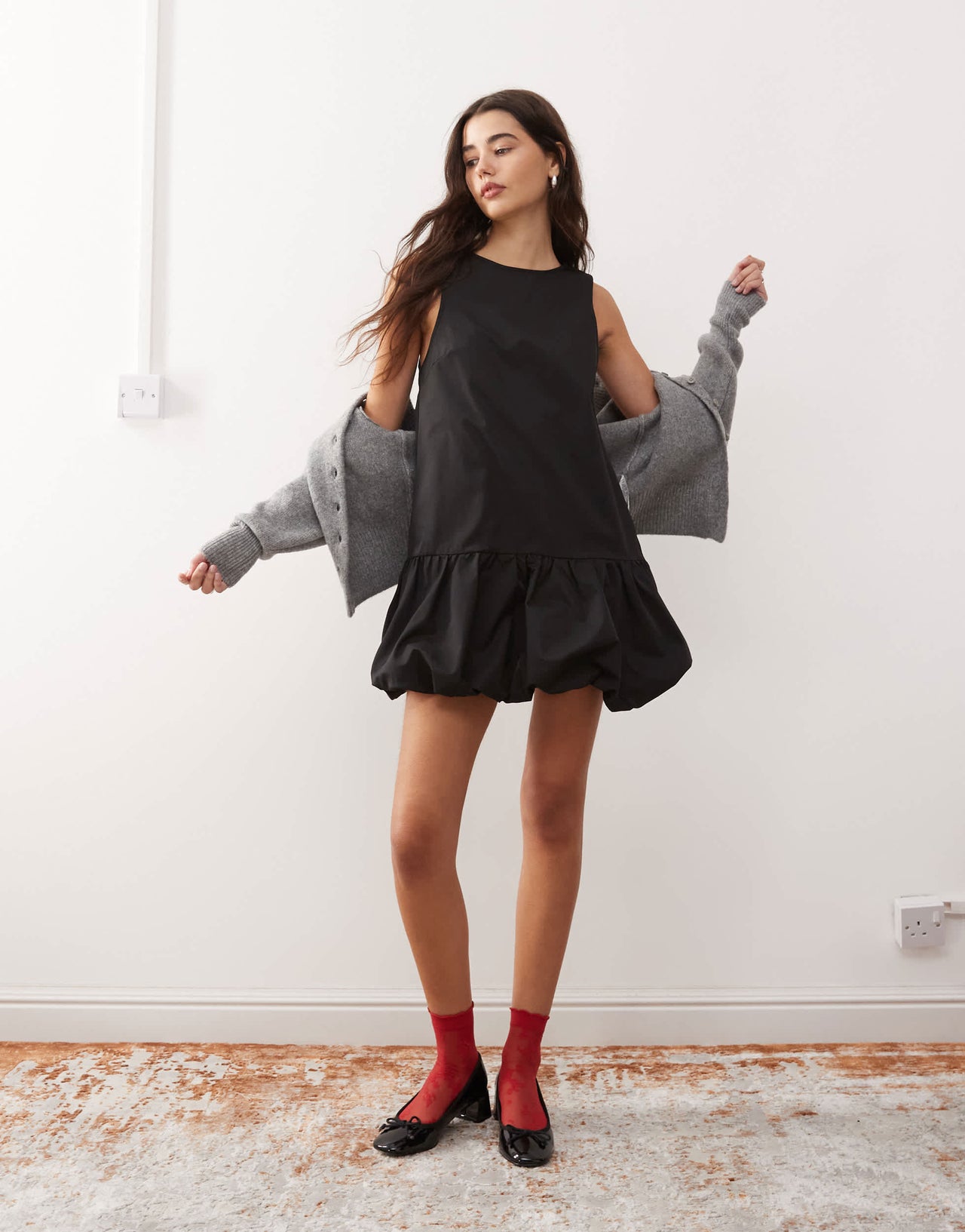 Motel tamilo bubble hem mini dress in black