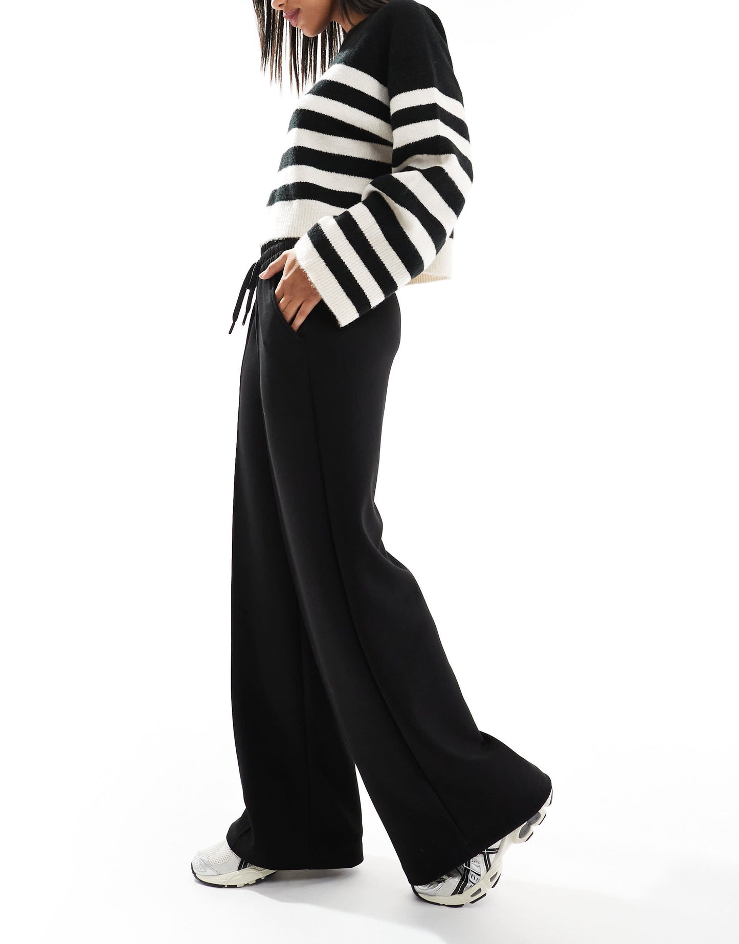 Bershka tie waist wide leg joggers in black