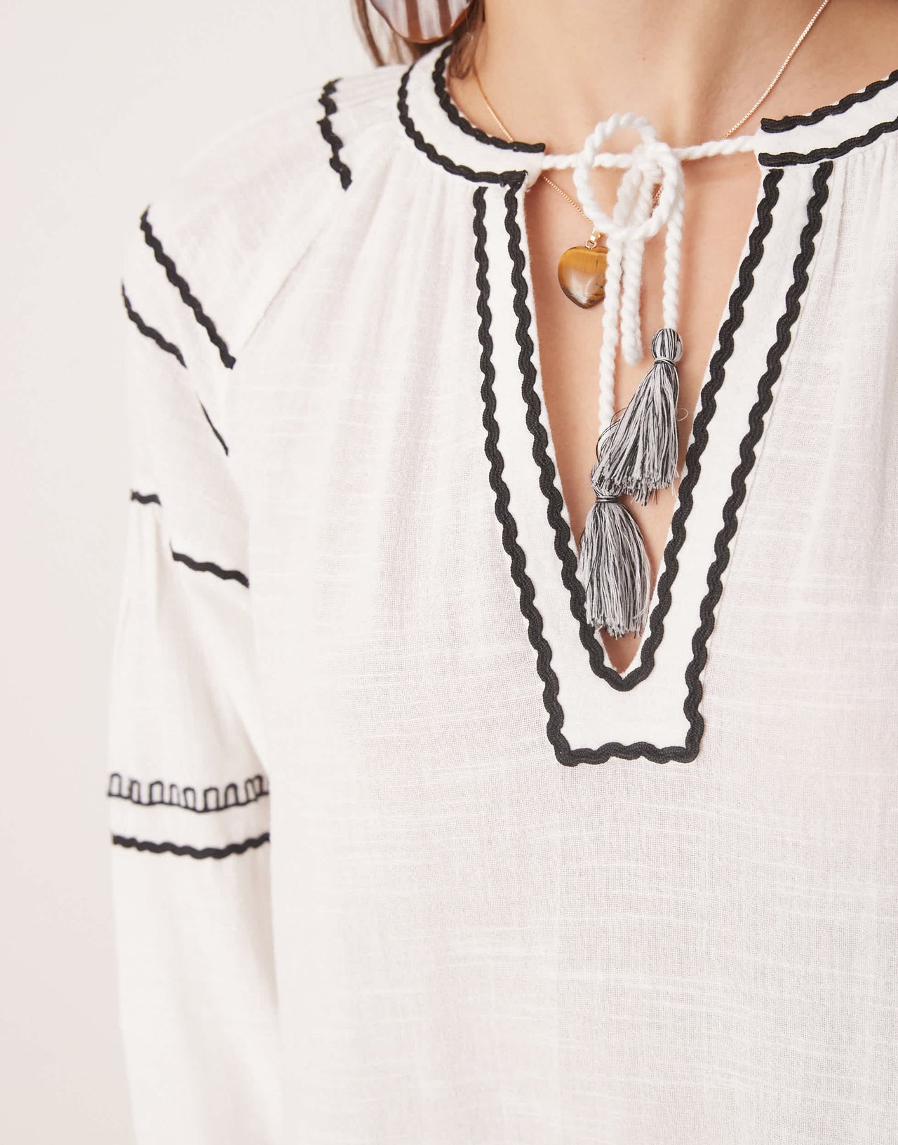 Iisla & Bird contrast trim long sleeve mini beach dress in white