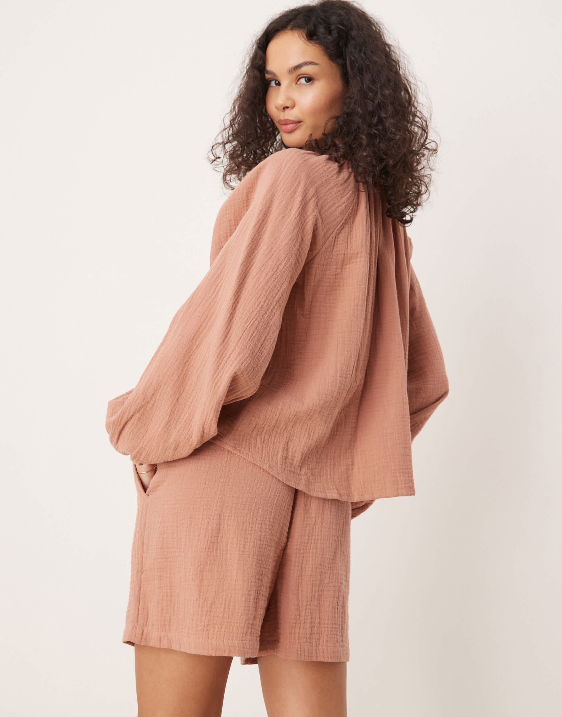 Iisla & Bird skinny waistband beach short co-ord in rust