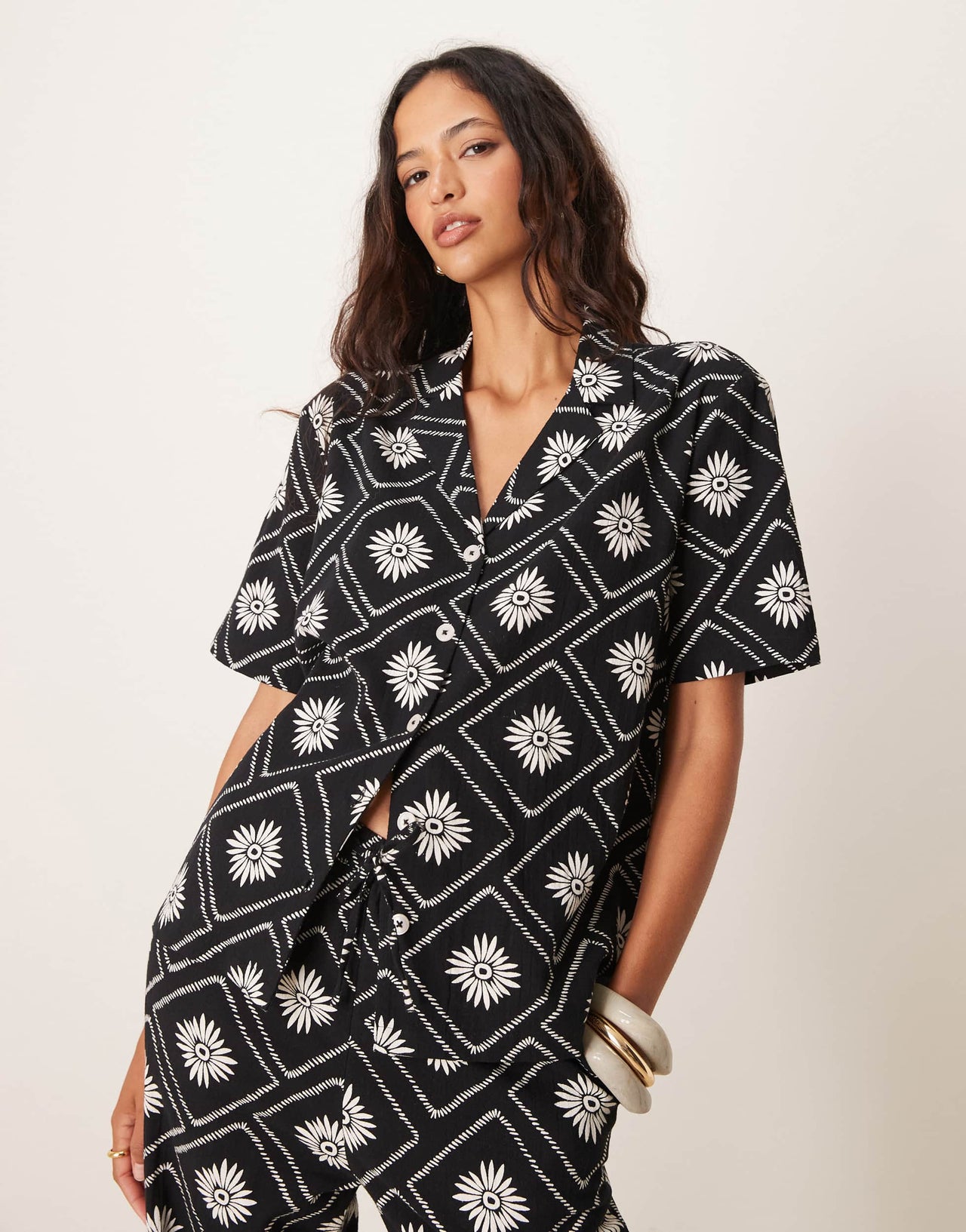 Iisla & Bird tile print short sleeve beach shirt co-ord in black and white