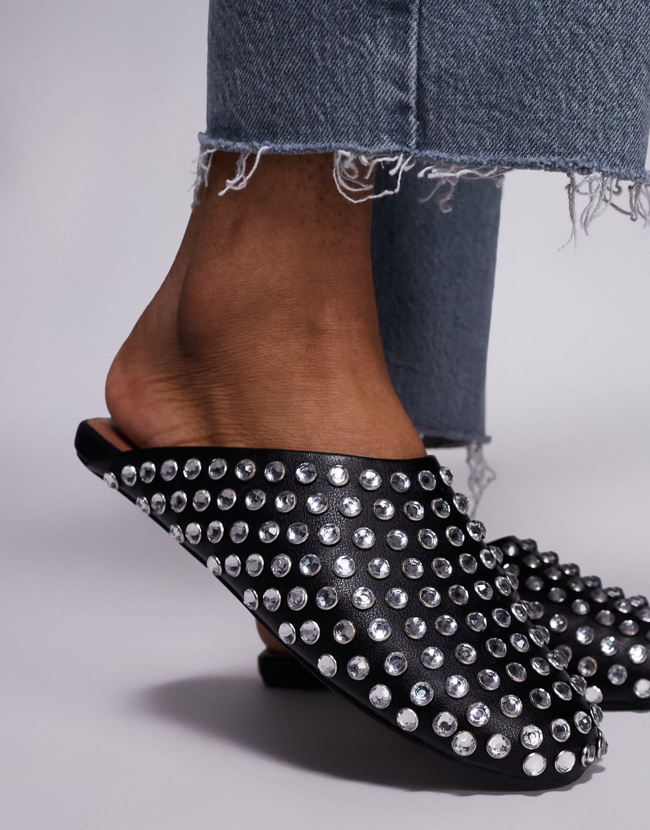 Steve Madden Giules studded mule in black
