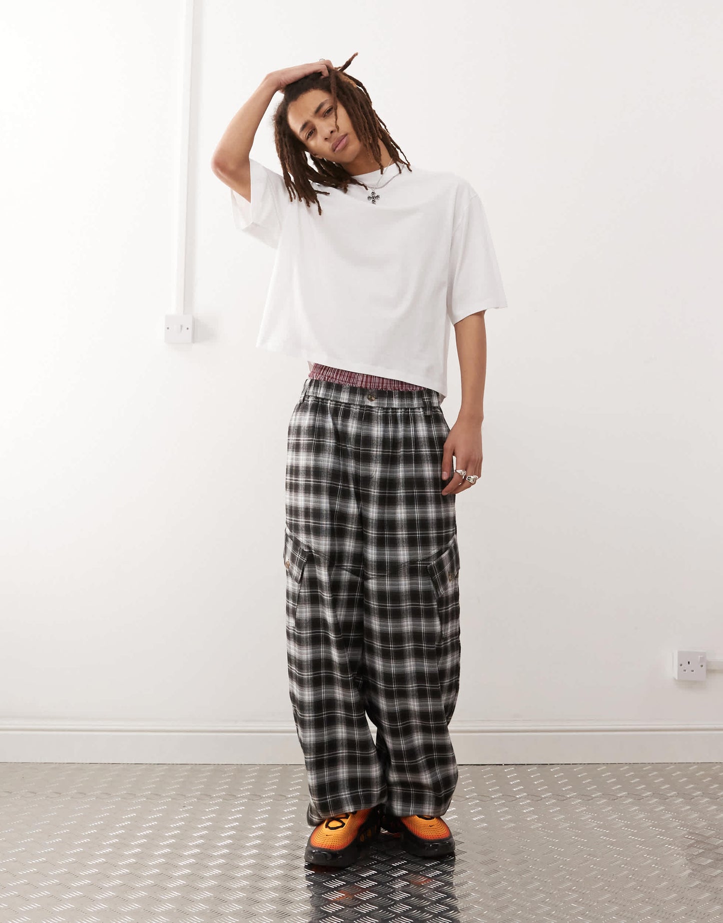 COLLUSION boxy boxy oversized t-shirt in white