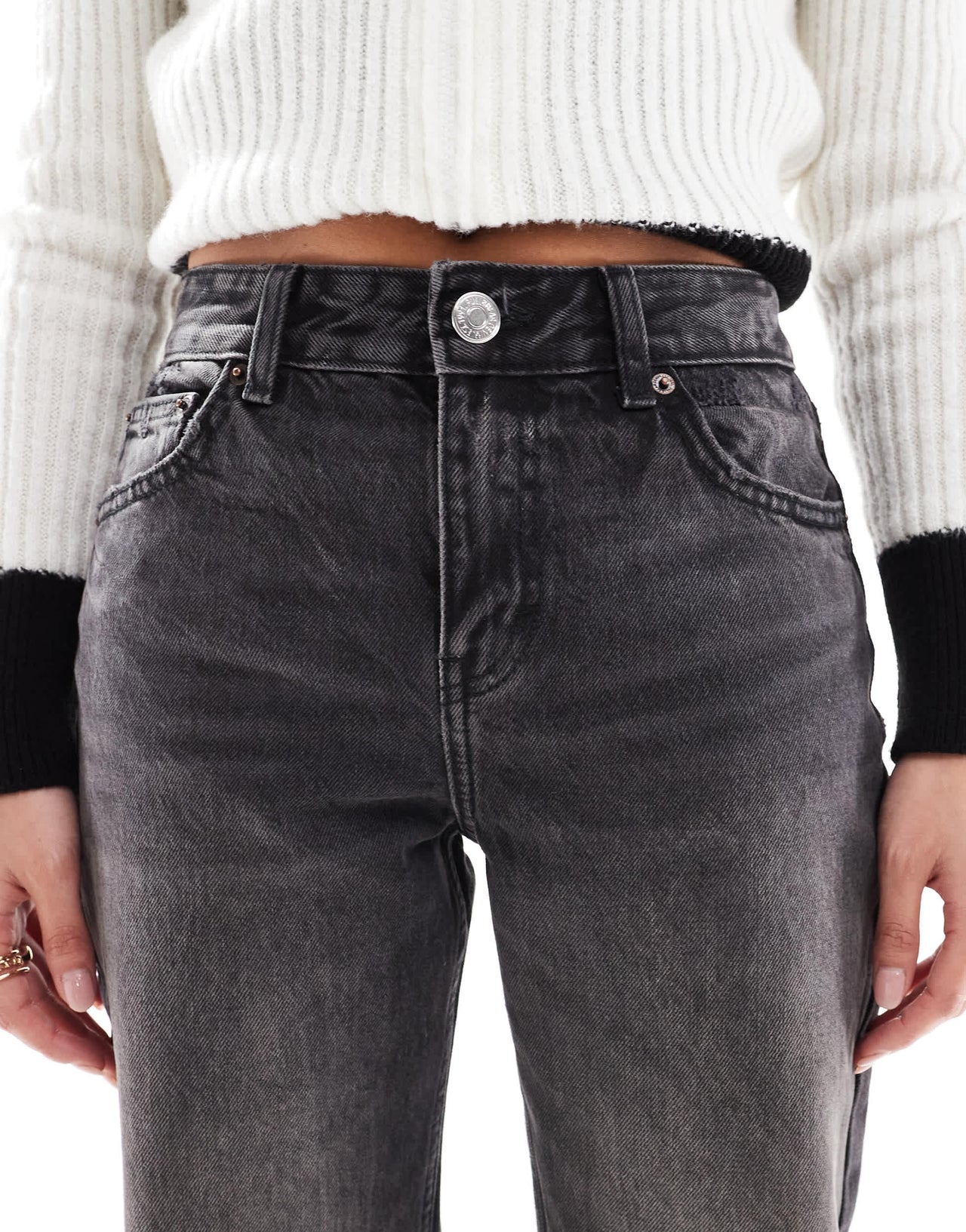 Pull&Bear Petite mid rise straight leg jeans in black