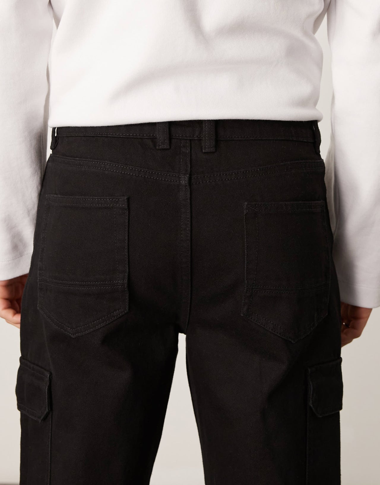 New Look cargo pocket jeans in black