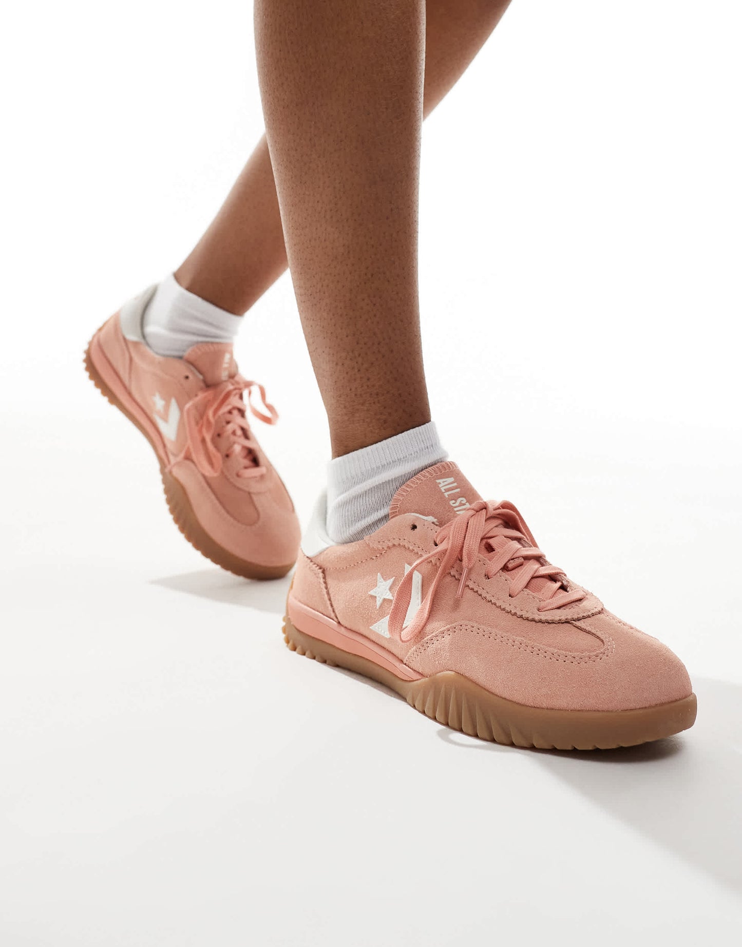 Converse Run Star trainers in pink