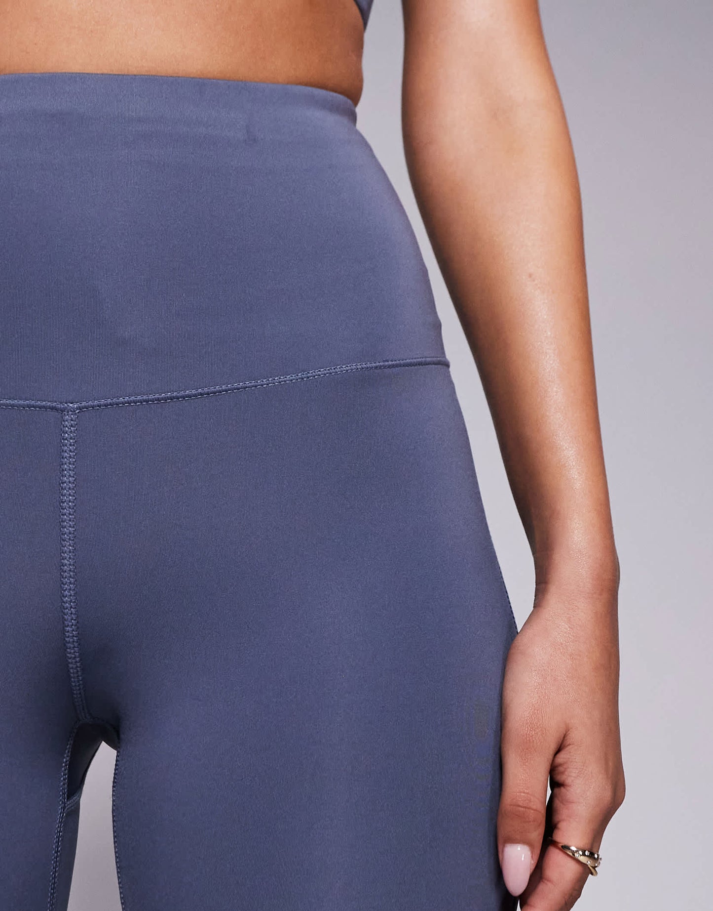 4505 running high waist legging with zip phone pocket in cornflower