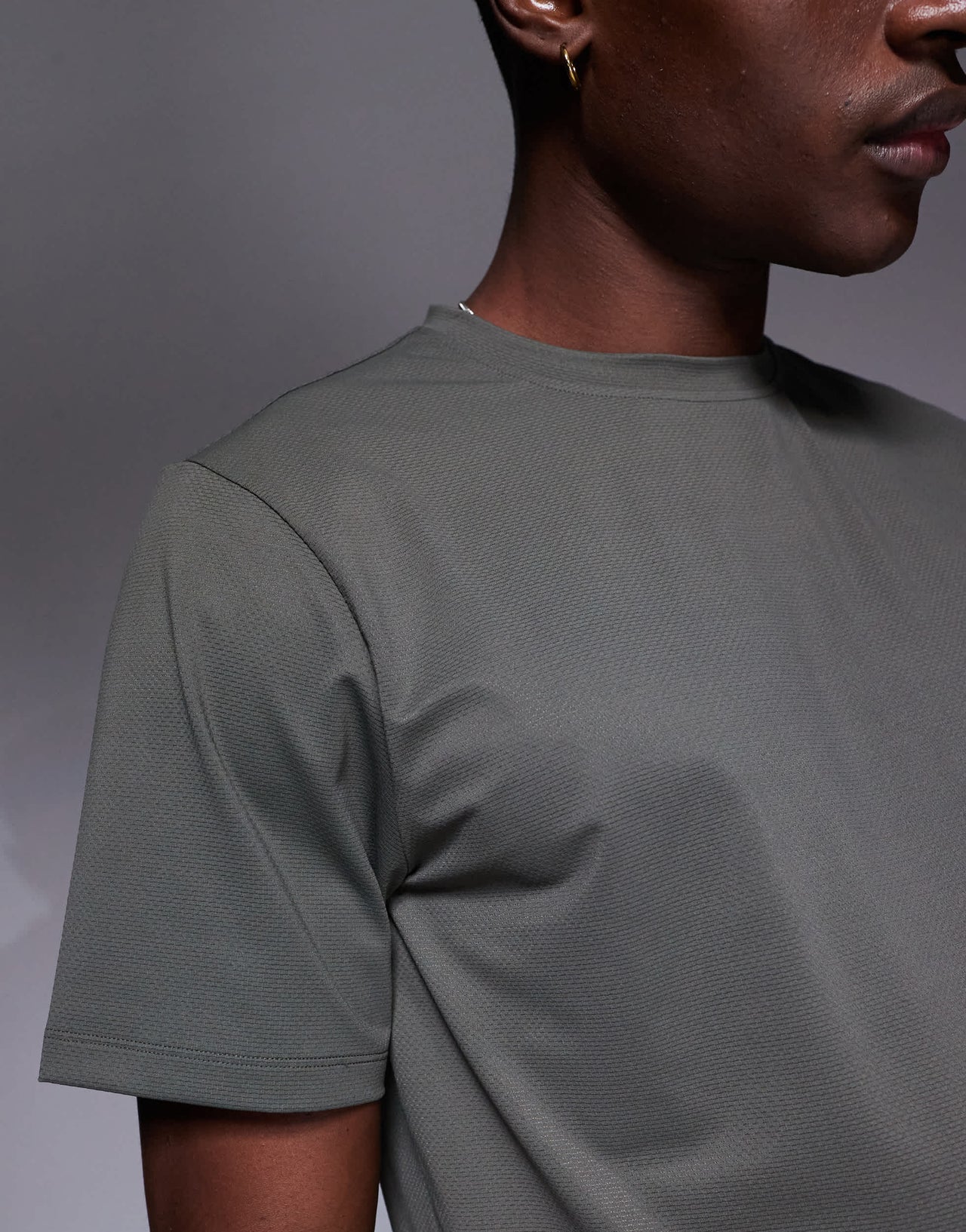 4505 Icon quick dry mesh training t-shirt in dark green