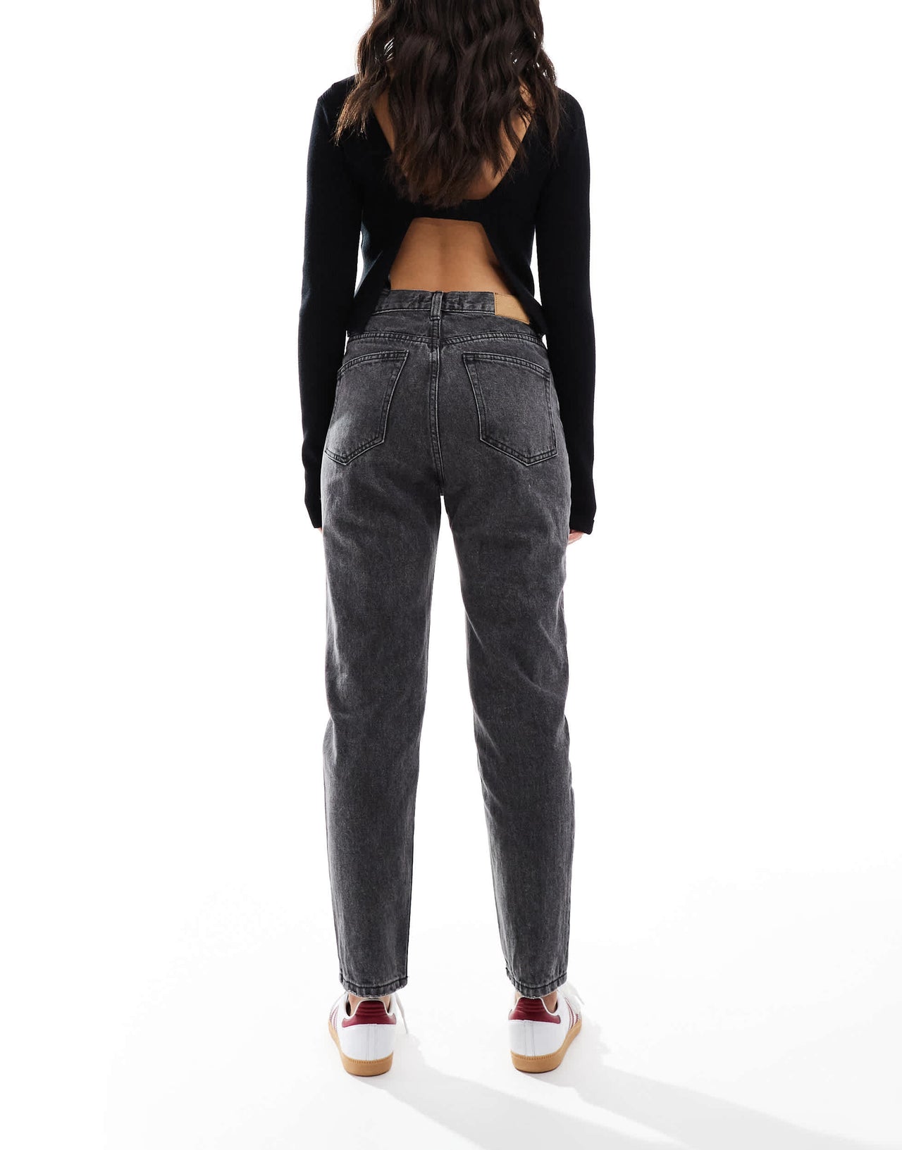 Pull&Bear knee rip mom jean in washed grey
