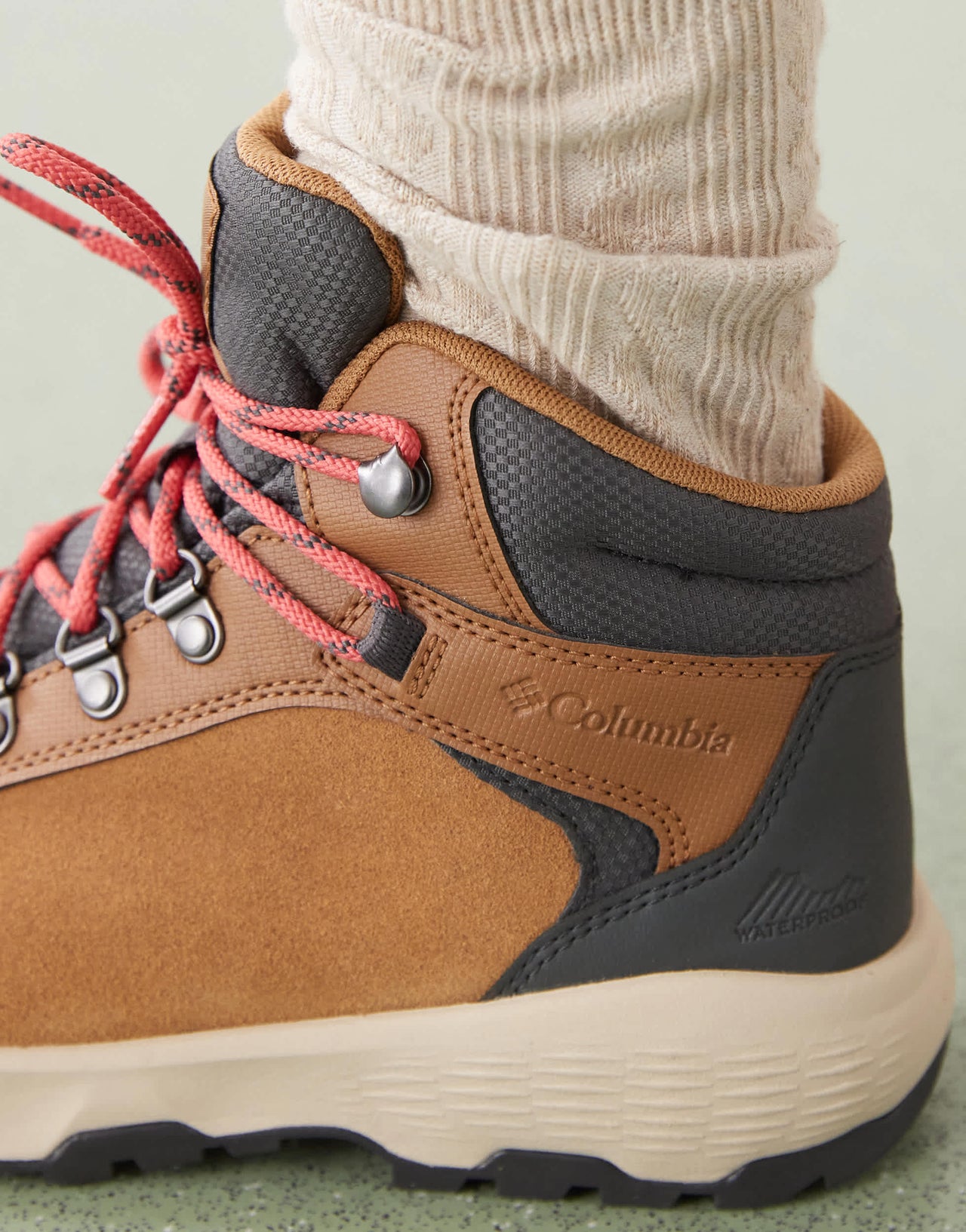 Columbia Newton Wander hiking boots in brown