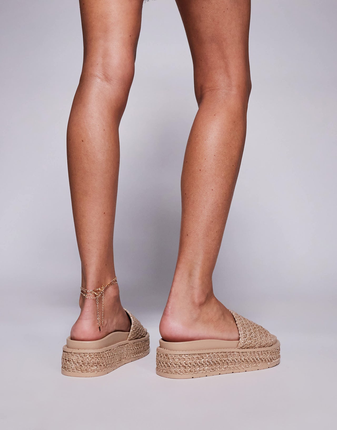South Beach Platform Sandal in Natural Raffia