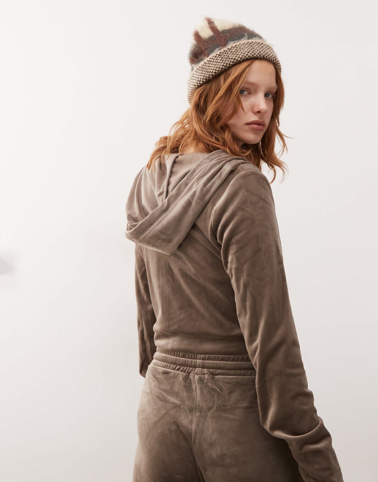 Noisy May zip through cropped velour hoodie co-ord in mink