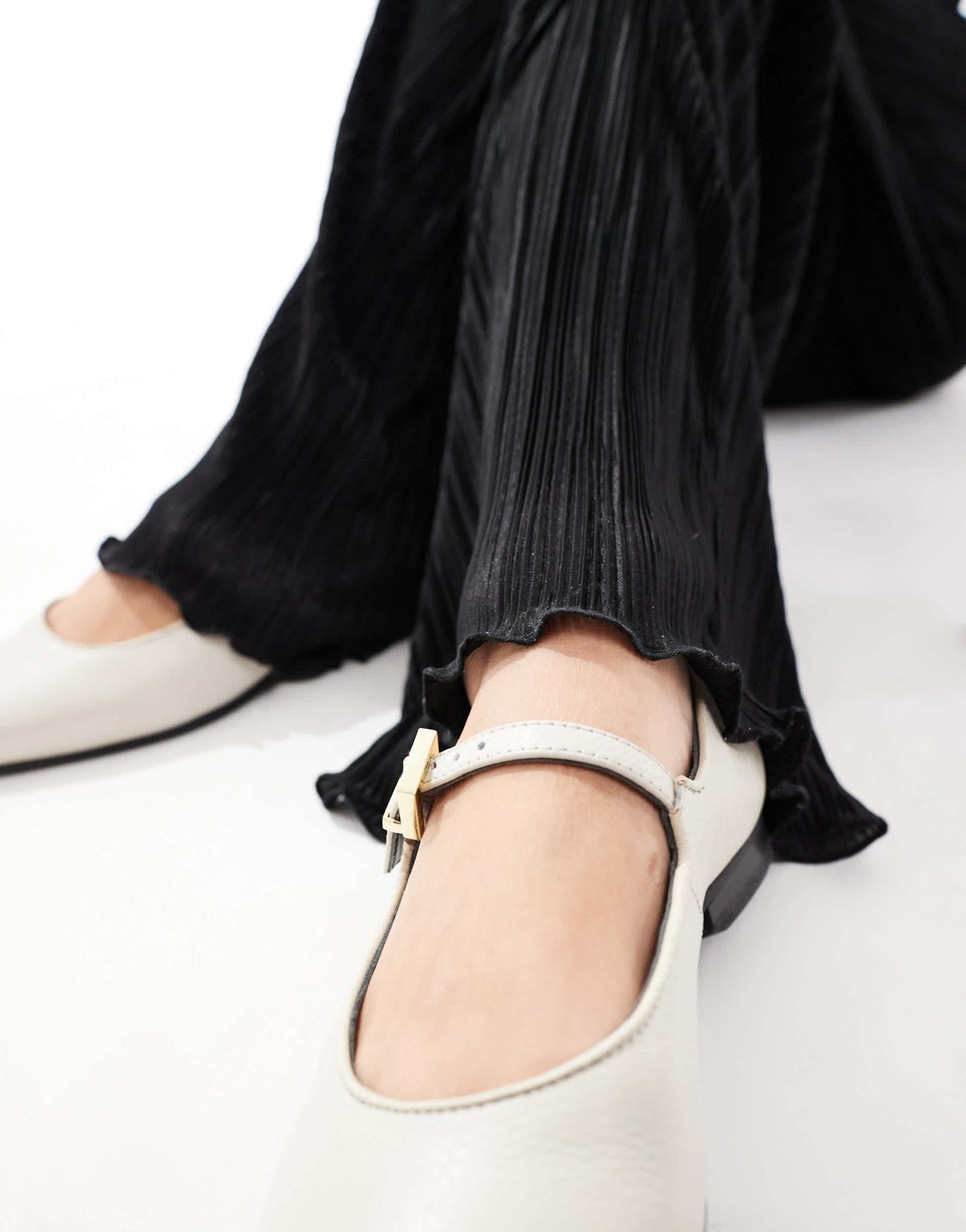 ASOS DESIGN plisse trouser with fluted hem co ord in black