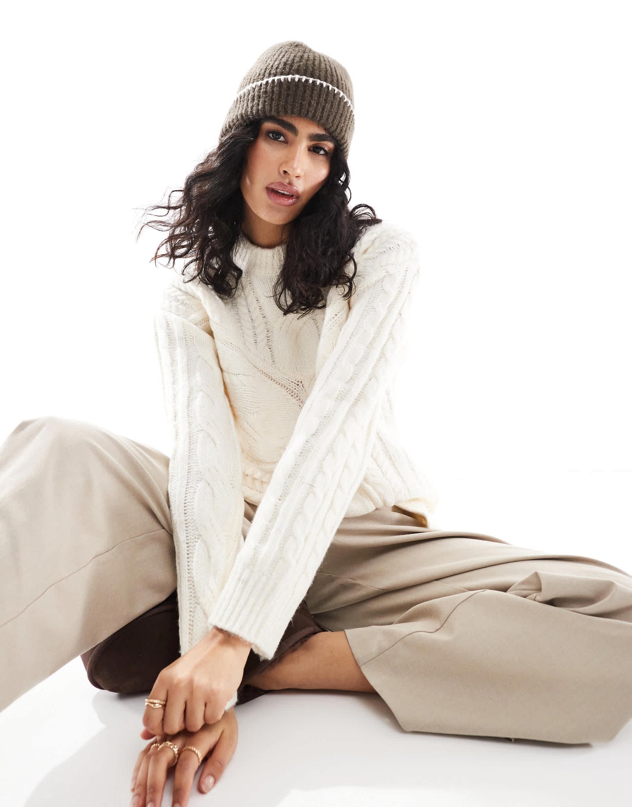 Pieces spliced cable knit detail jumper with split front in cream