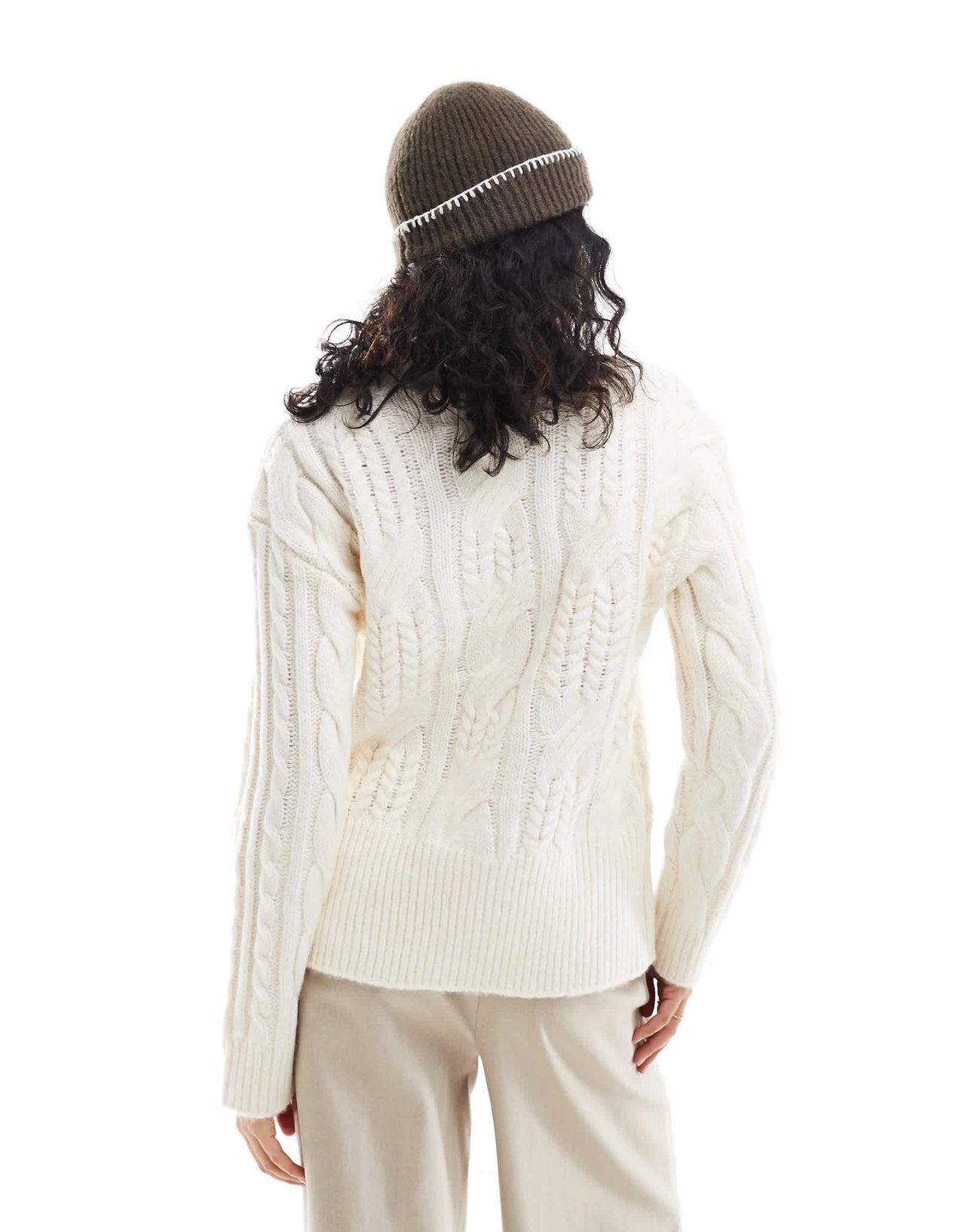 Pieces spliced cable knit detail jumper with split front in cream