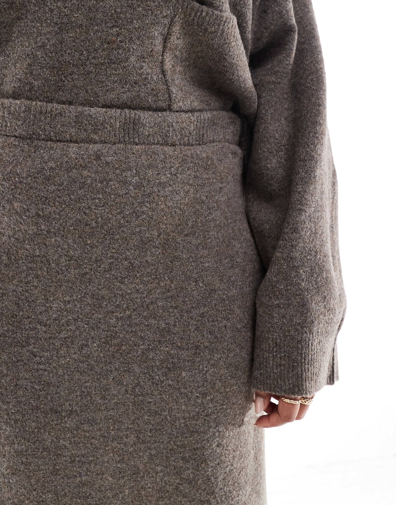 Pieces Curve knitted maxi skirt co-ord in deep taupe