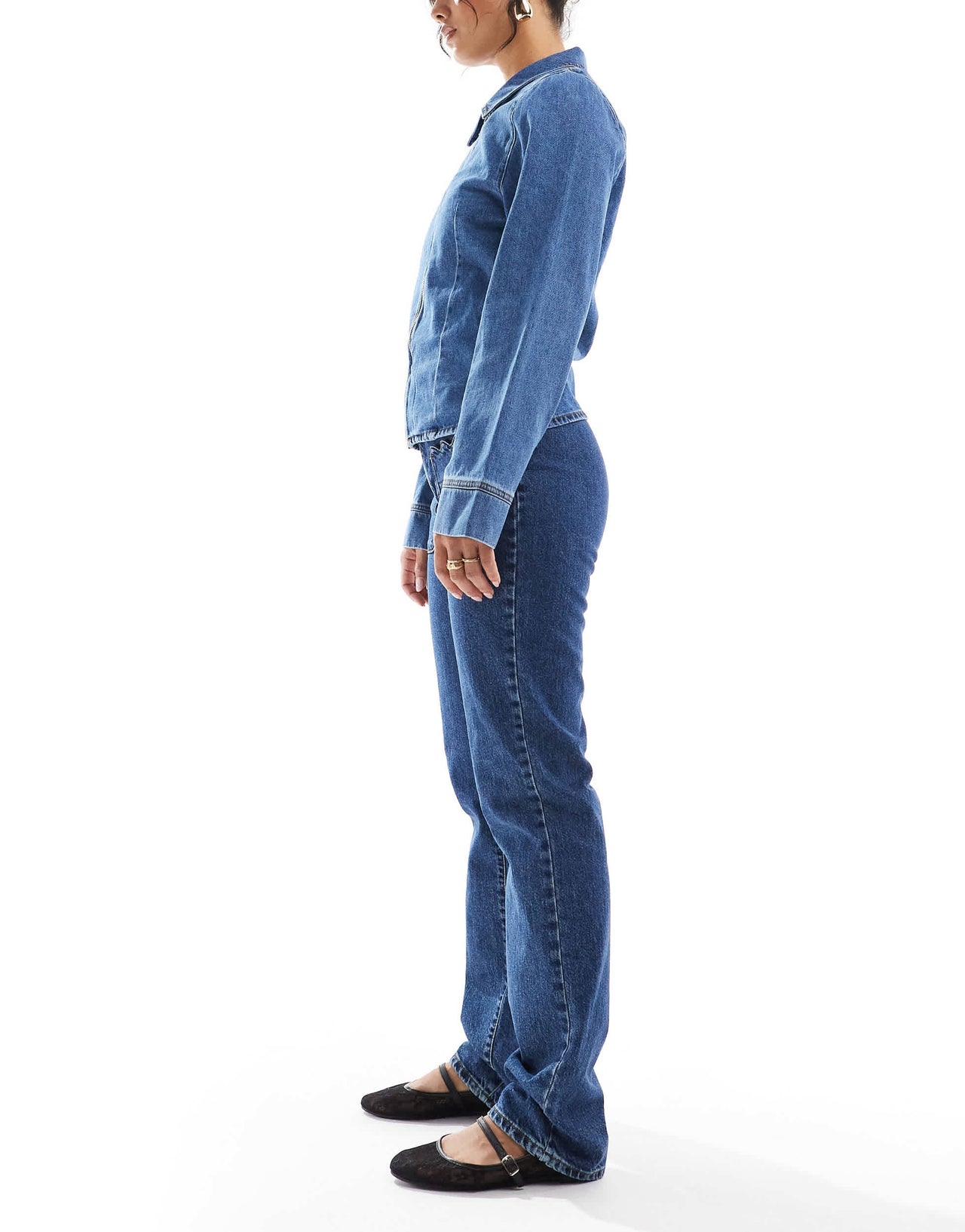 ASOS DESIGN scallop edge pocket jeans in mid blue