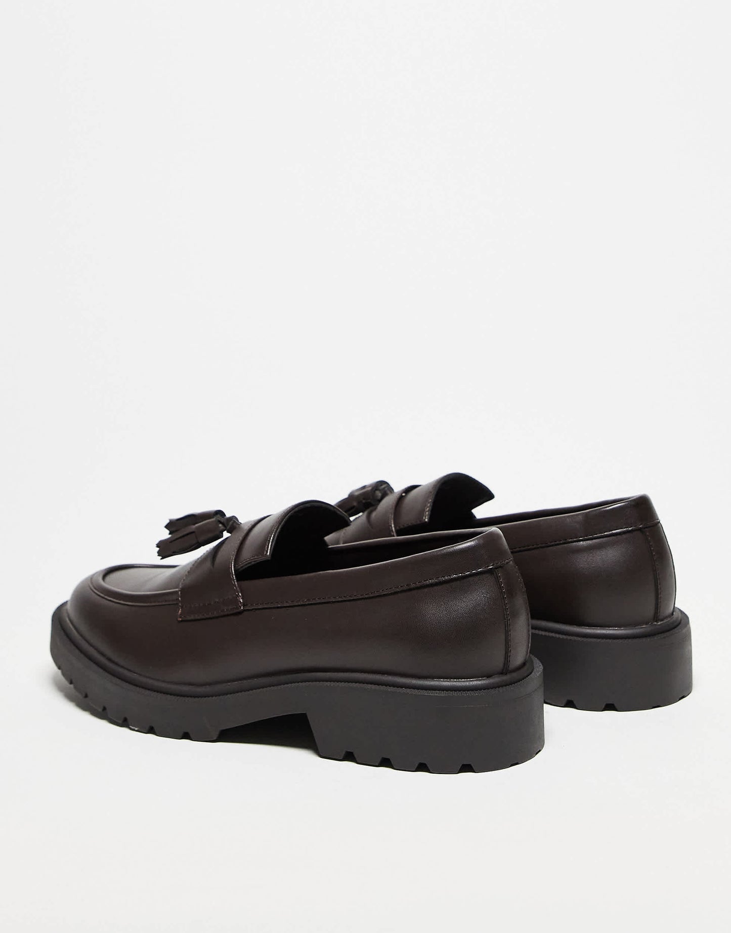 ASOS DESIGN loafers in brown with tassel