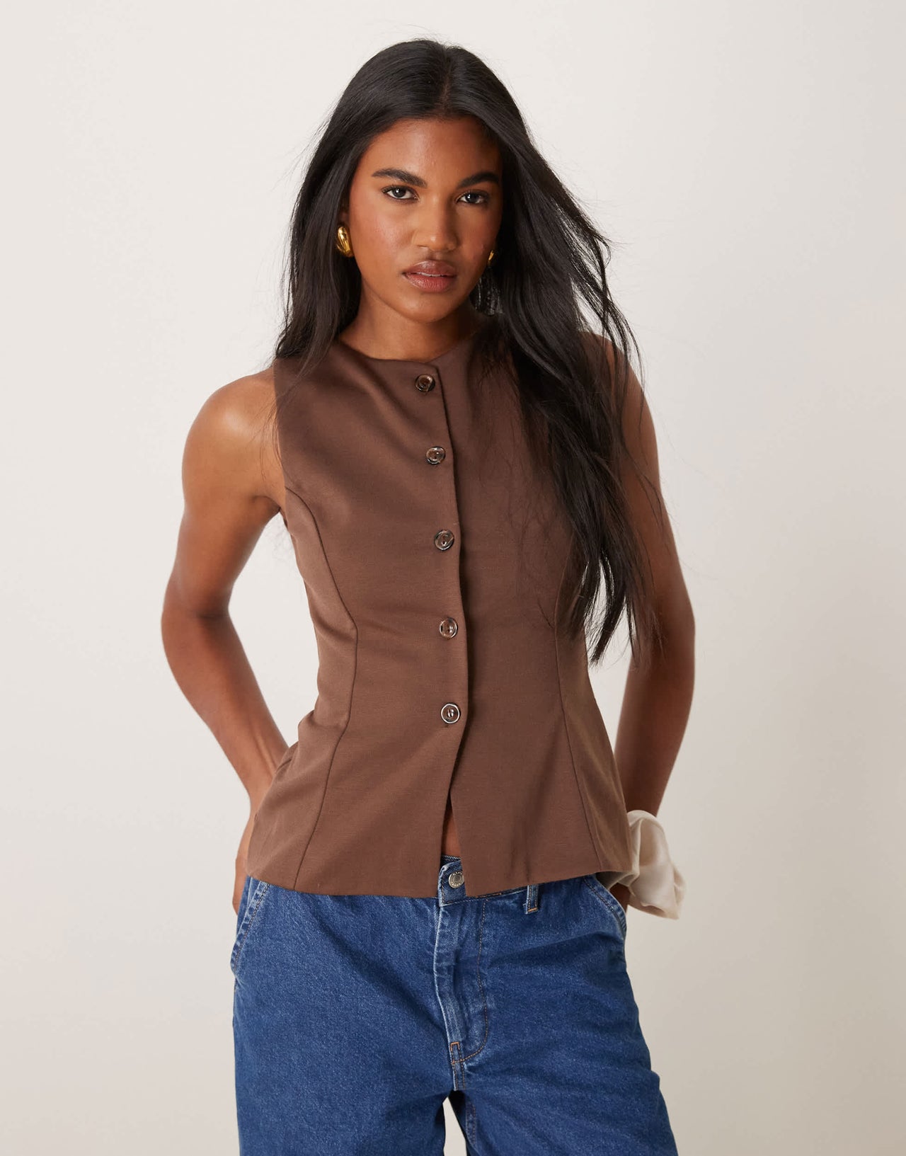 New Look crew neck button down jersey waistcoat in brown