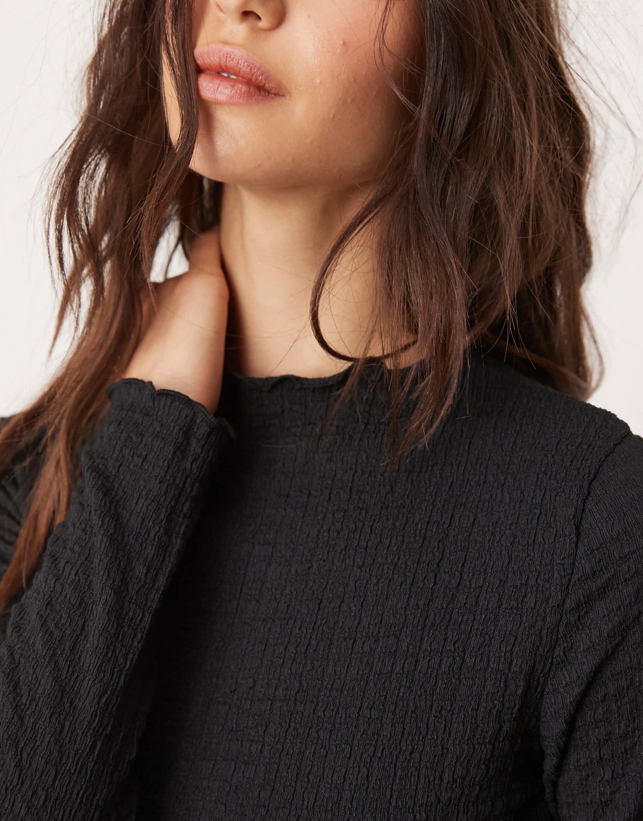 New Look crinkle long sleeve midi dress in black