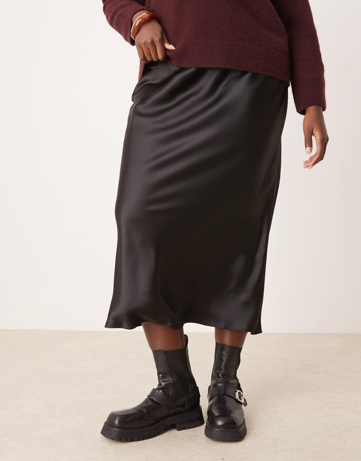 New Look Curve satin bias midi skirt in black