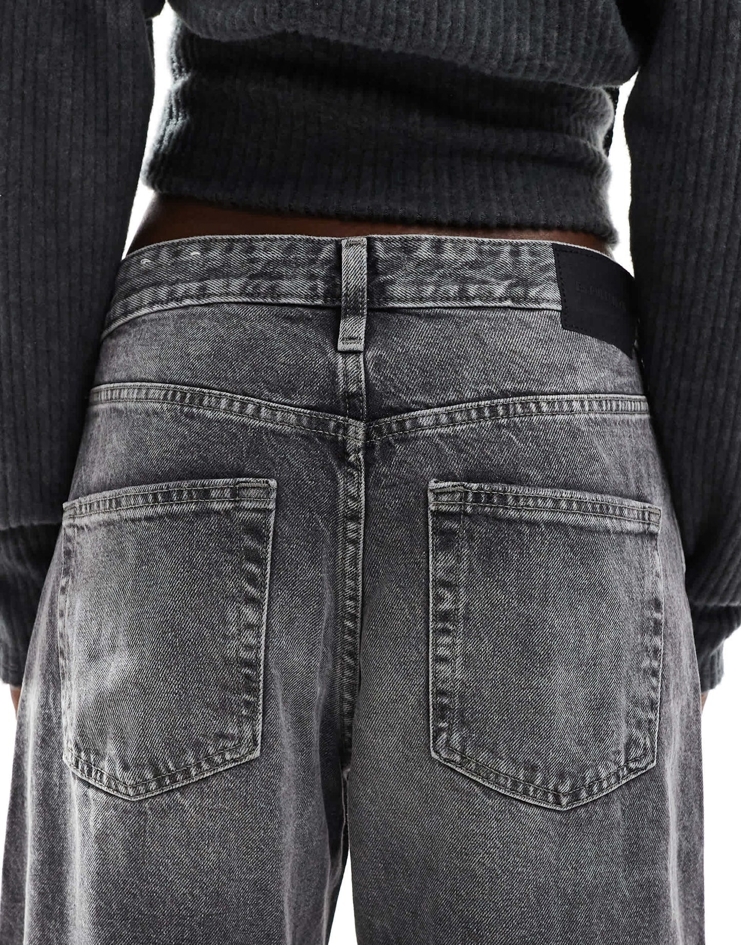 Pull&Bear mid rise barrel leg jean in washed grey