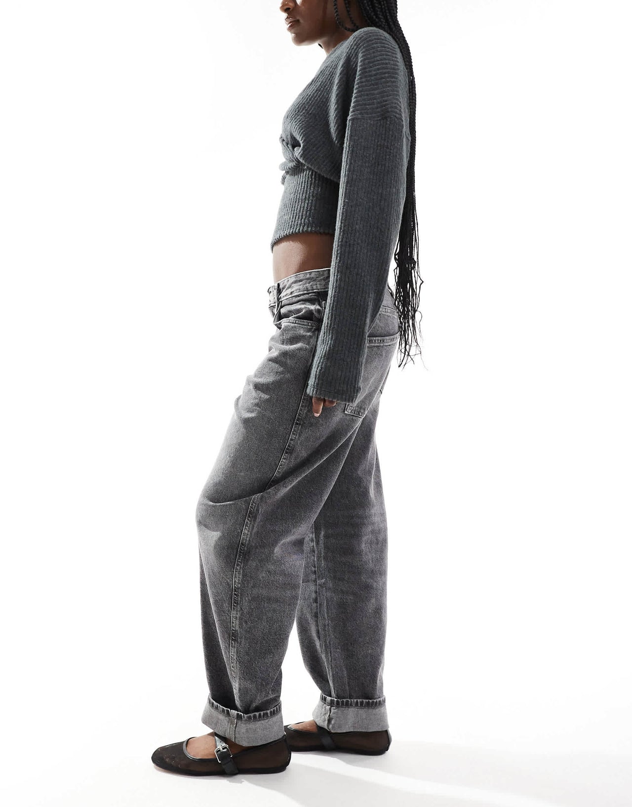 Pull&Bear mid rise barrel leg jean in washed grey