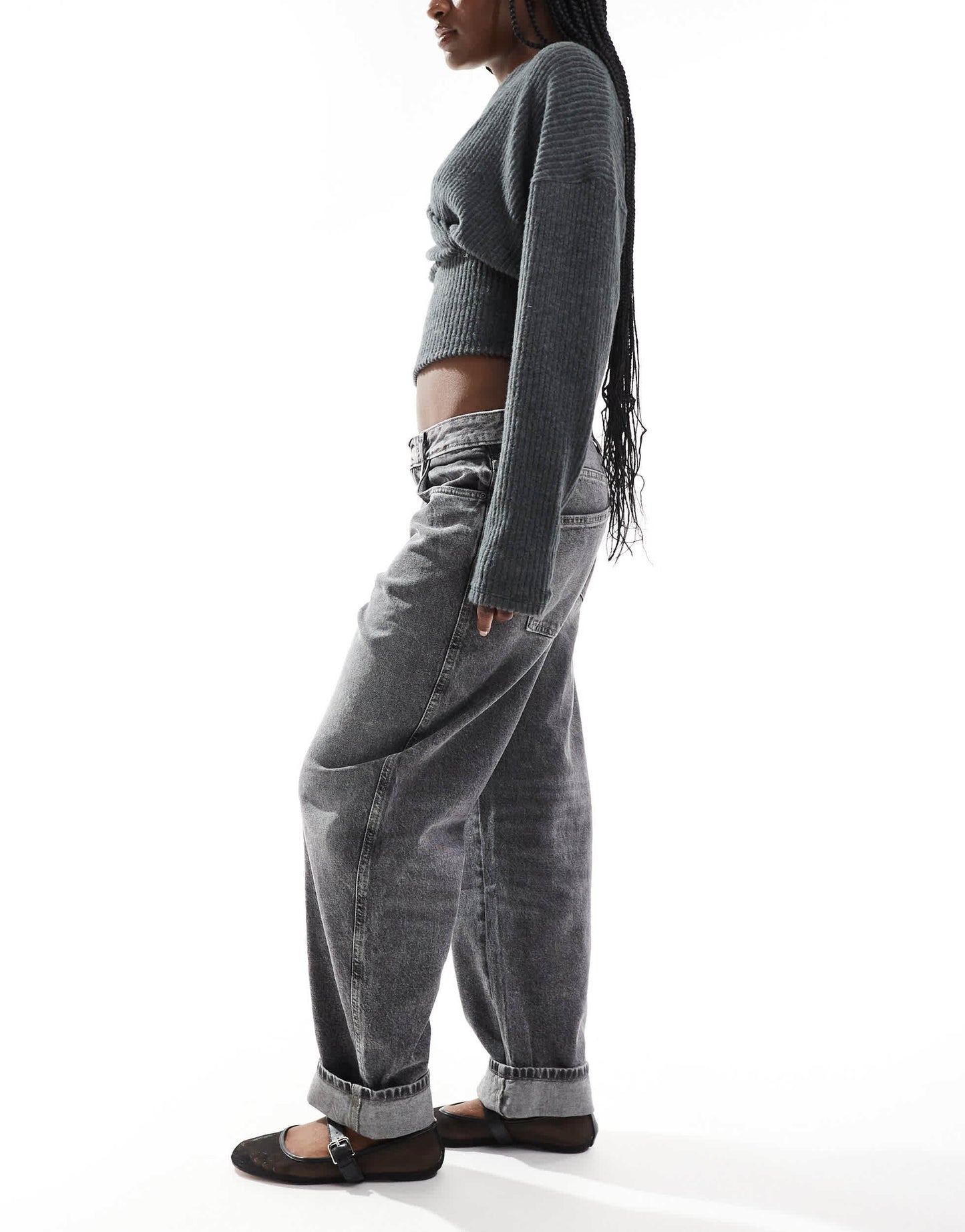 Pull&Bear mid rise barrel leg jean in washed grey