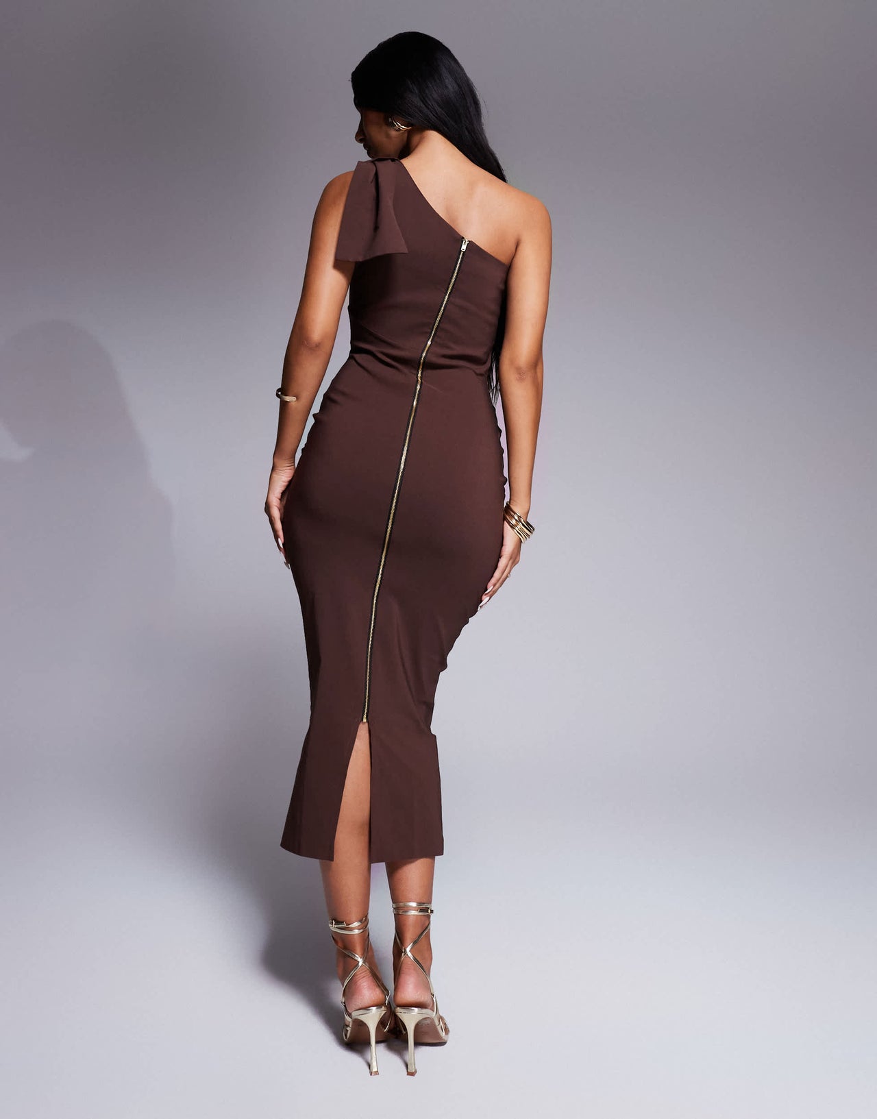 Vesper bengaline one shoulder bow detail midi dress in chocolate