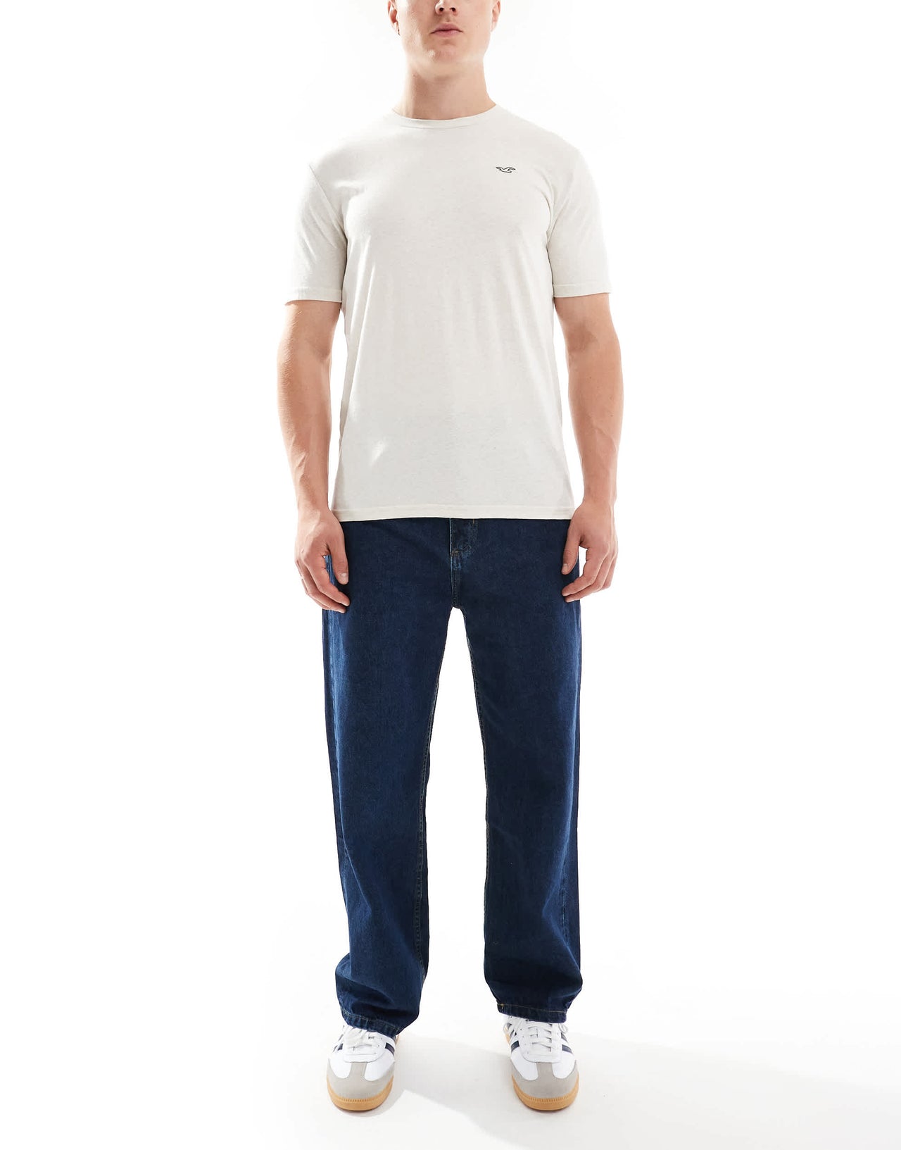 Pull&Bear baggy fit jeans in dark blue