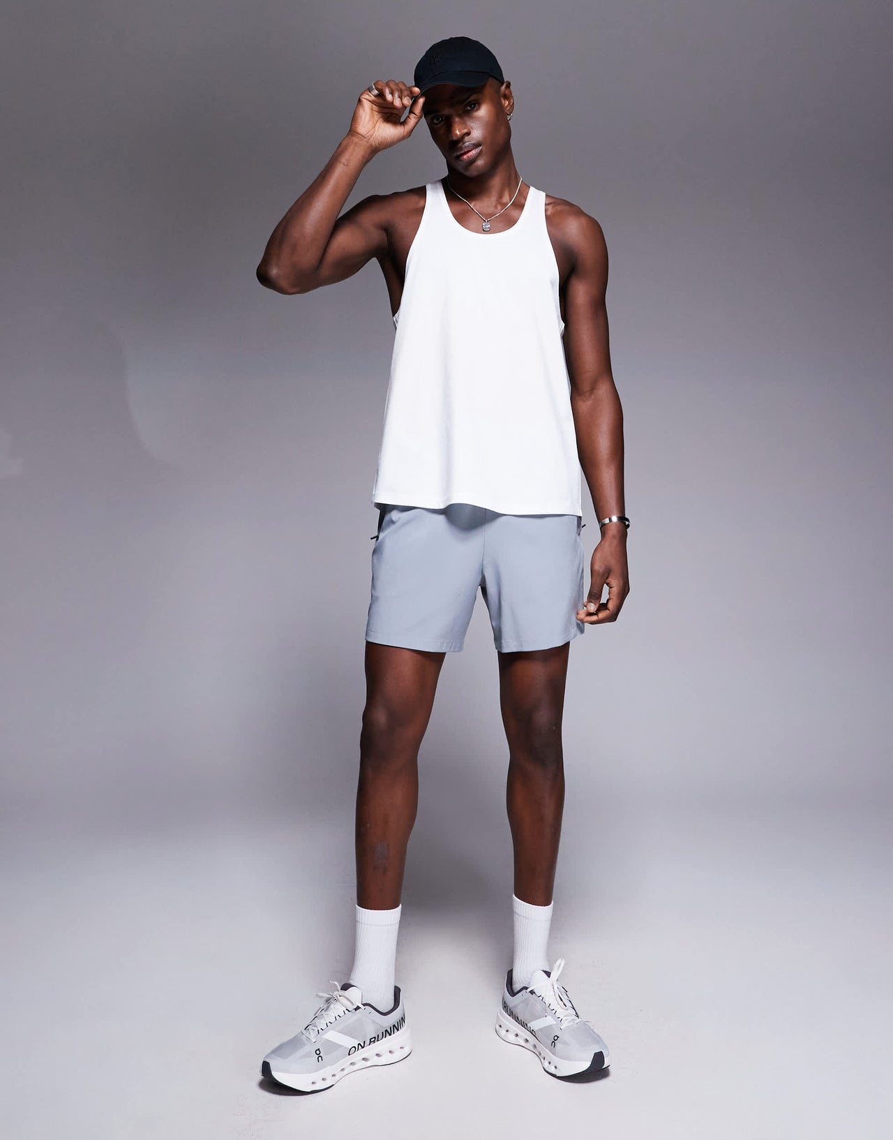 4505 performance quick dry stringer vest in white