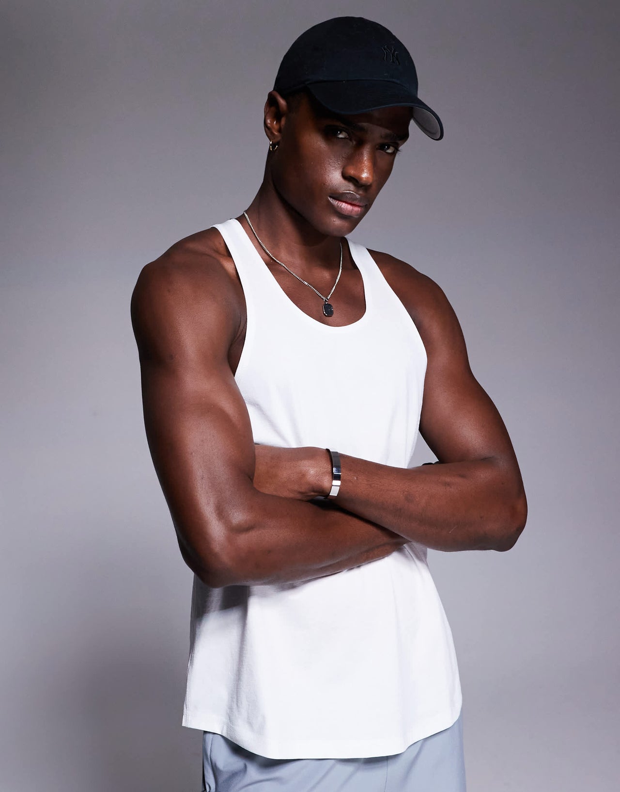 4505 performance quick dry stringer vest in white
