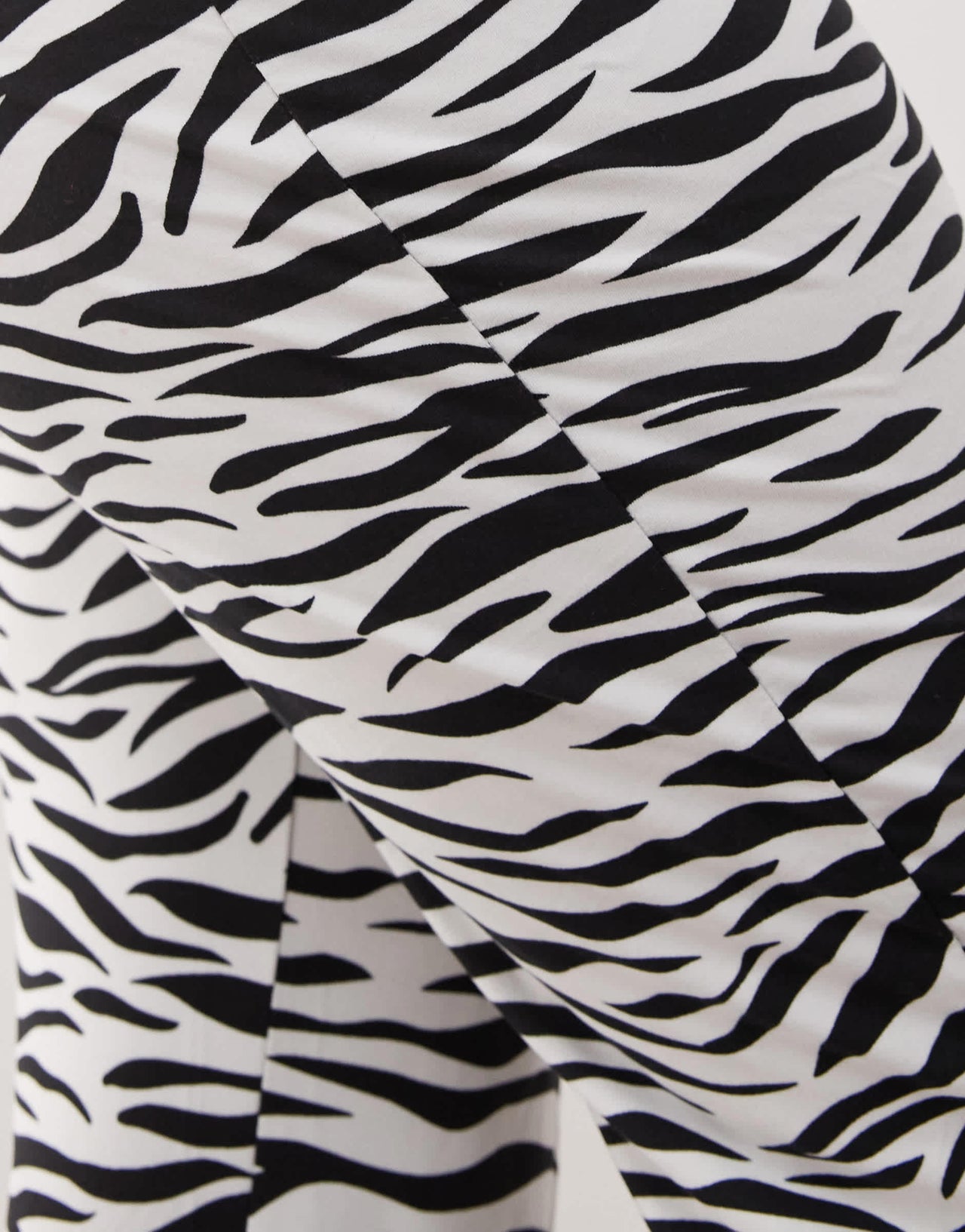 Noisy May Curve flare trousers in zebra - WHITE