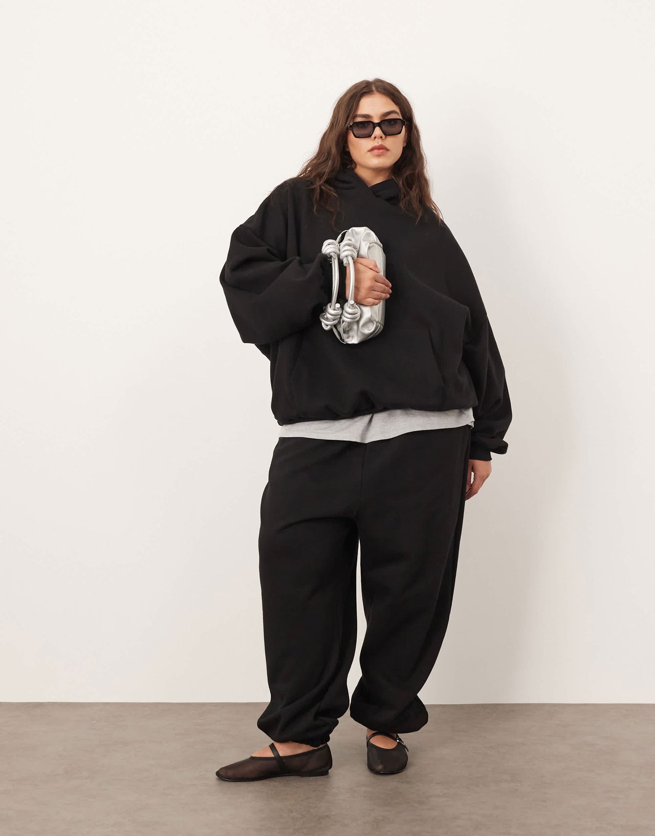 ARRANGE Curve oversized premium heavy weight jogger with cuff in black