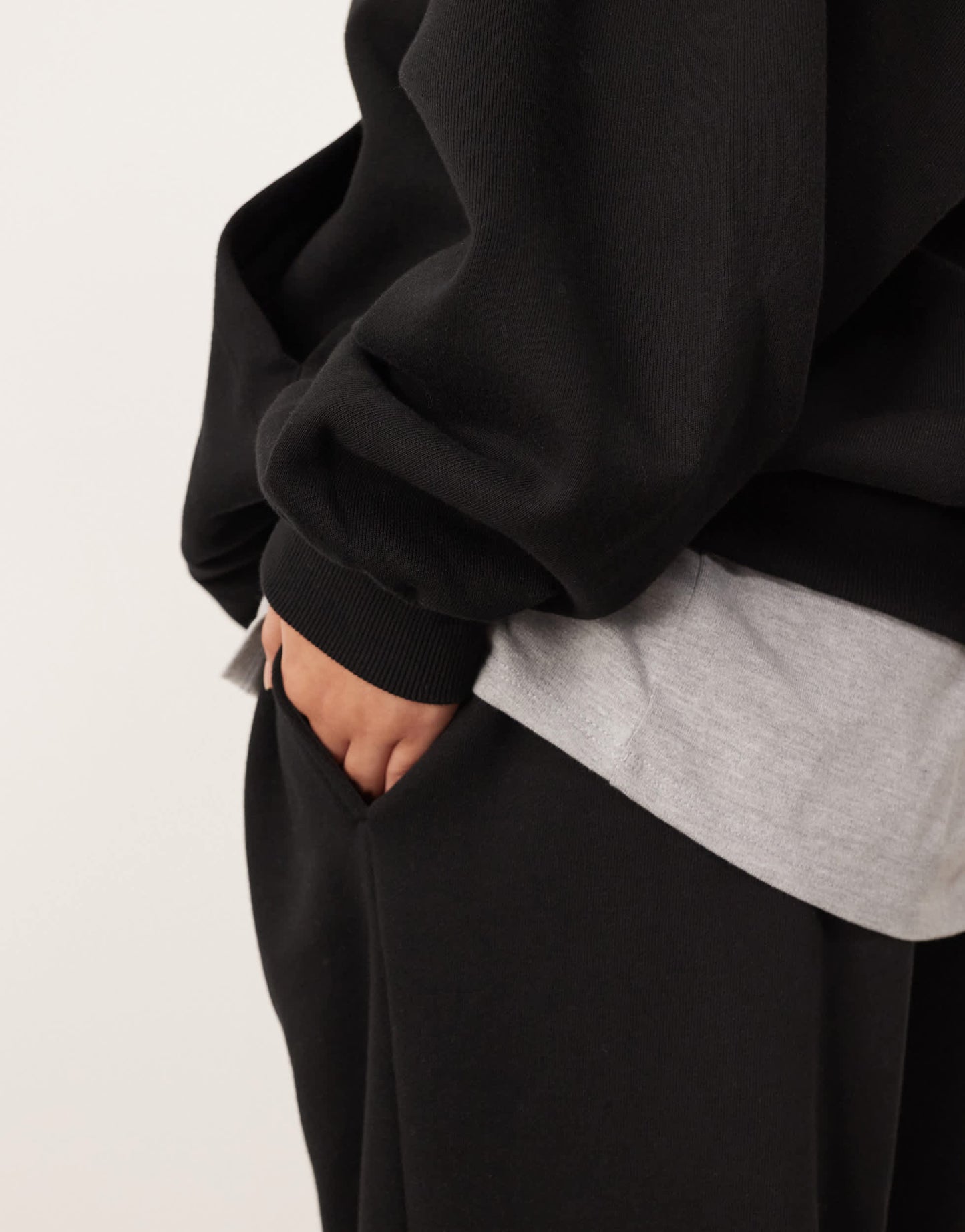 ARRANGE Curve oversized premium heavy weight jogger with cuff in black