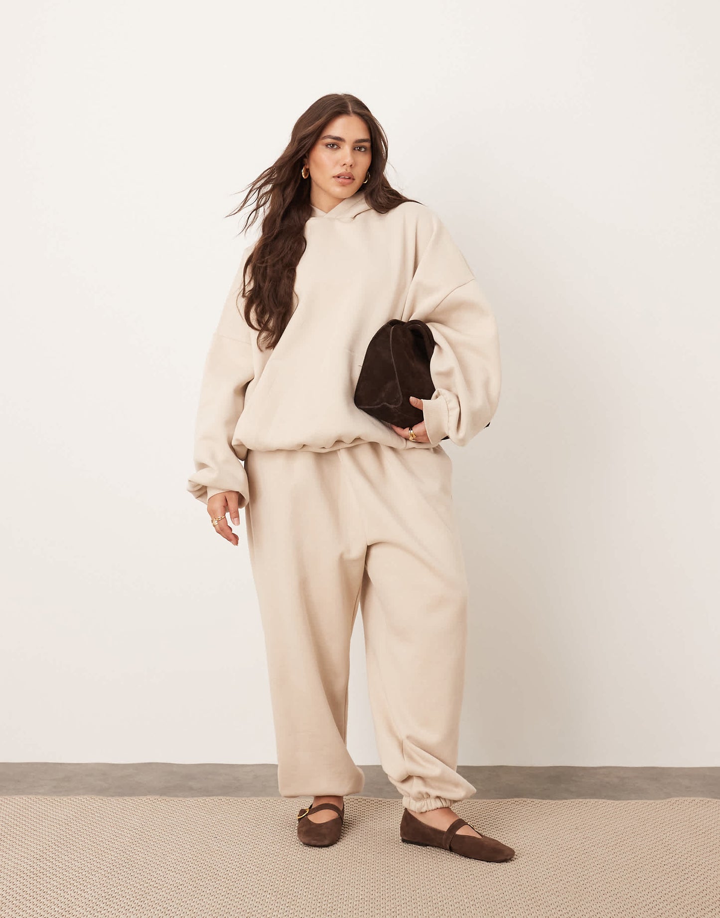 ARRANGE Curve oversized premium heavy weight jogger with cuff in oatmeal