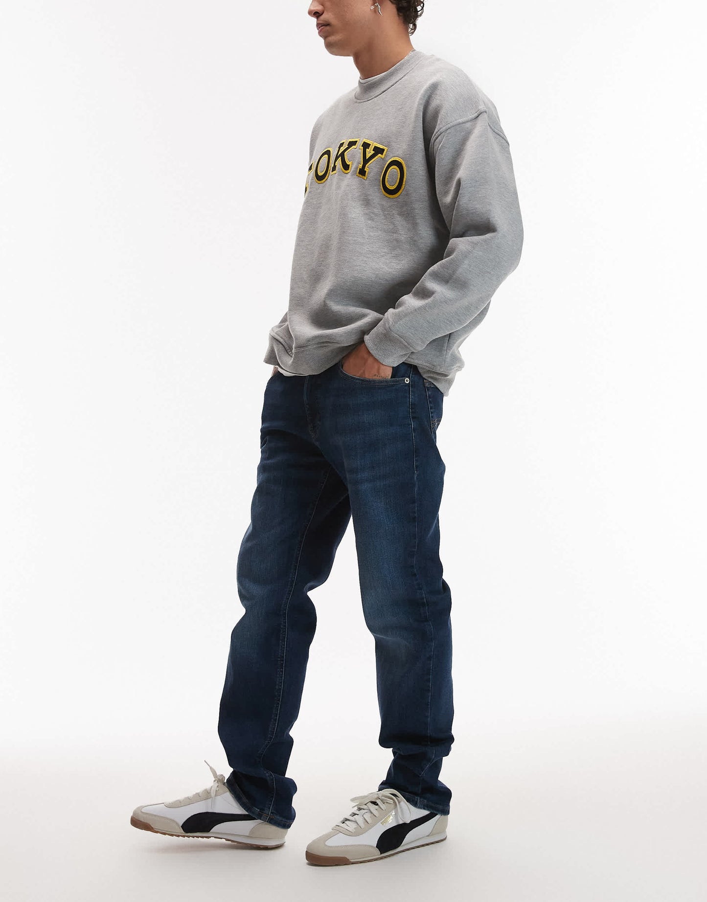 Tommy Jeans Ryan Slim Straight Jeans in dark blue